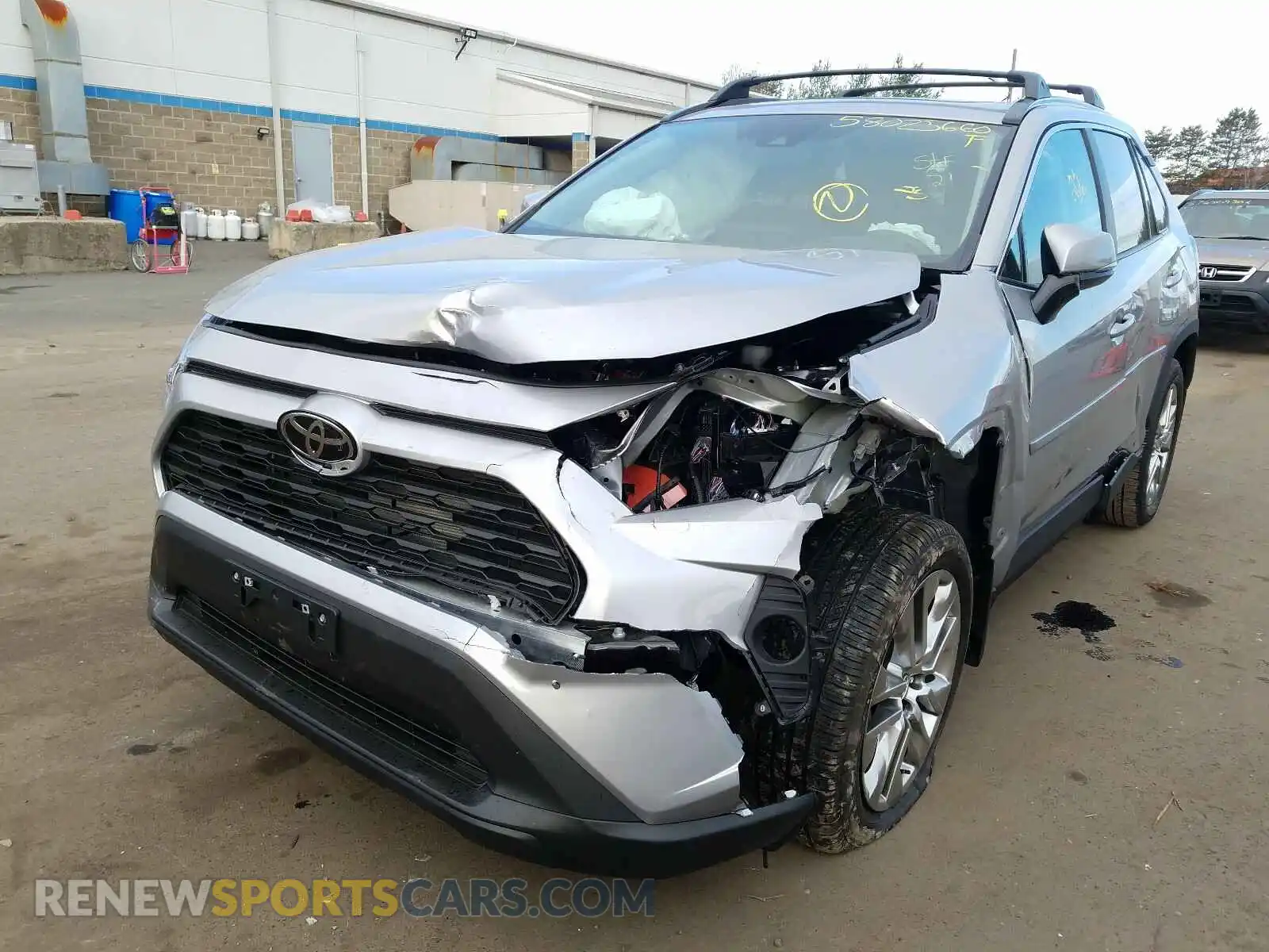 2 fotografías del automóvil dañado 2T3A1RFV2MC162806 TOYOTA RAV4 2021
