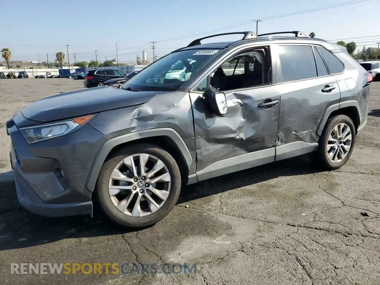 1 Photograph of a damaged car 2T3A1RFV2MC188533 TOYOTA RAV4 2021