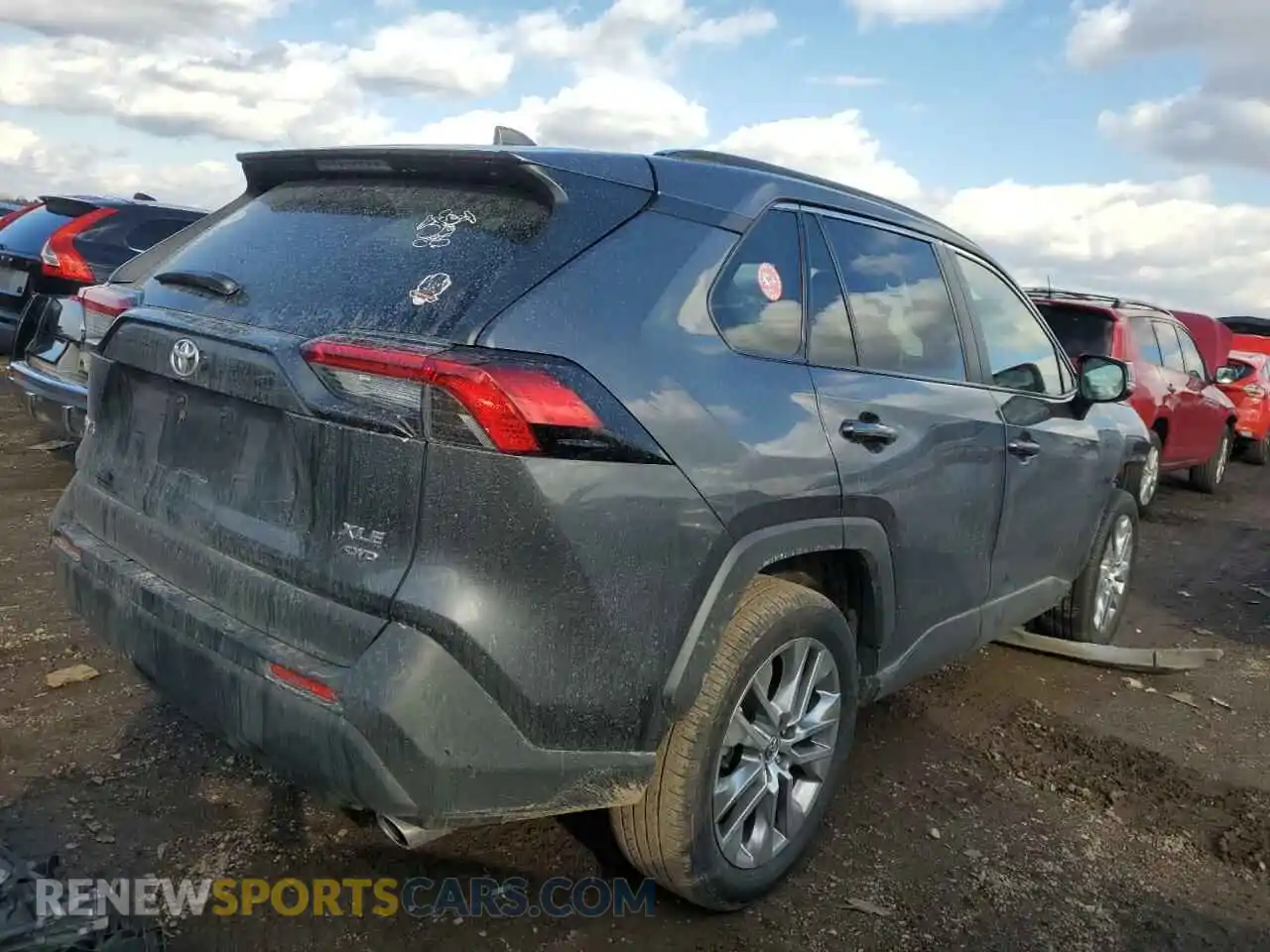 3 Photograph of a damaged car 2T3A1RFV3MC146386 TOYOTA RAV4 2021