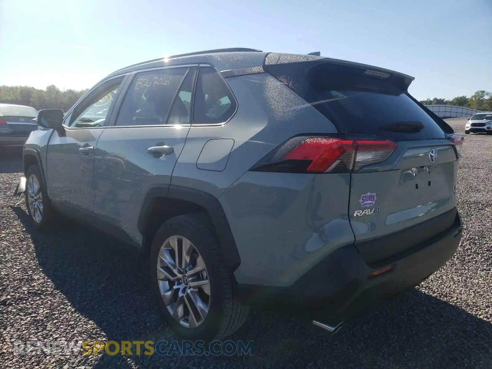3 Photograph of a damaged car 2T3A1RFV3MW210084 TOYOTA RAV4 2021