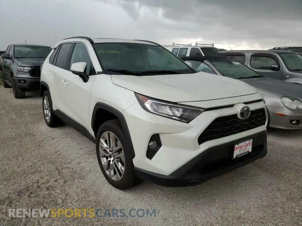 1 Photograph of a damaged car 2T3A1RFV3MW231999 TOYOTA RAV4 2021