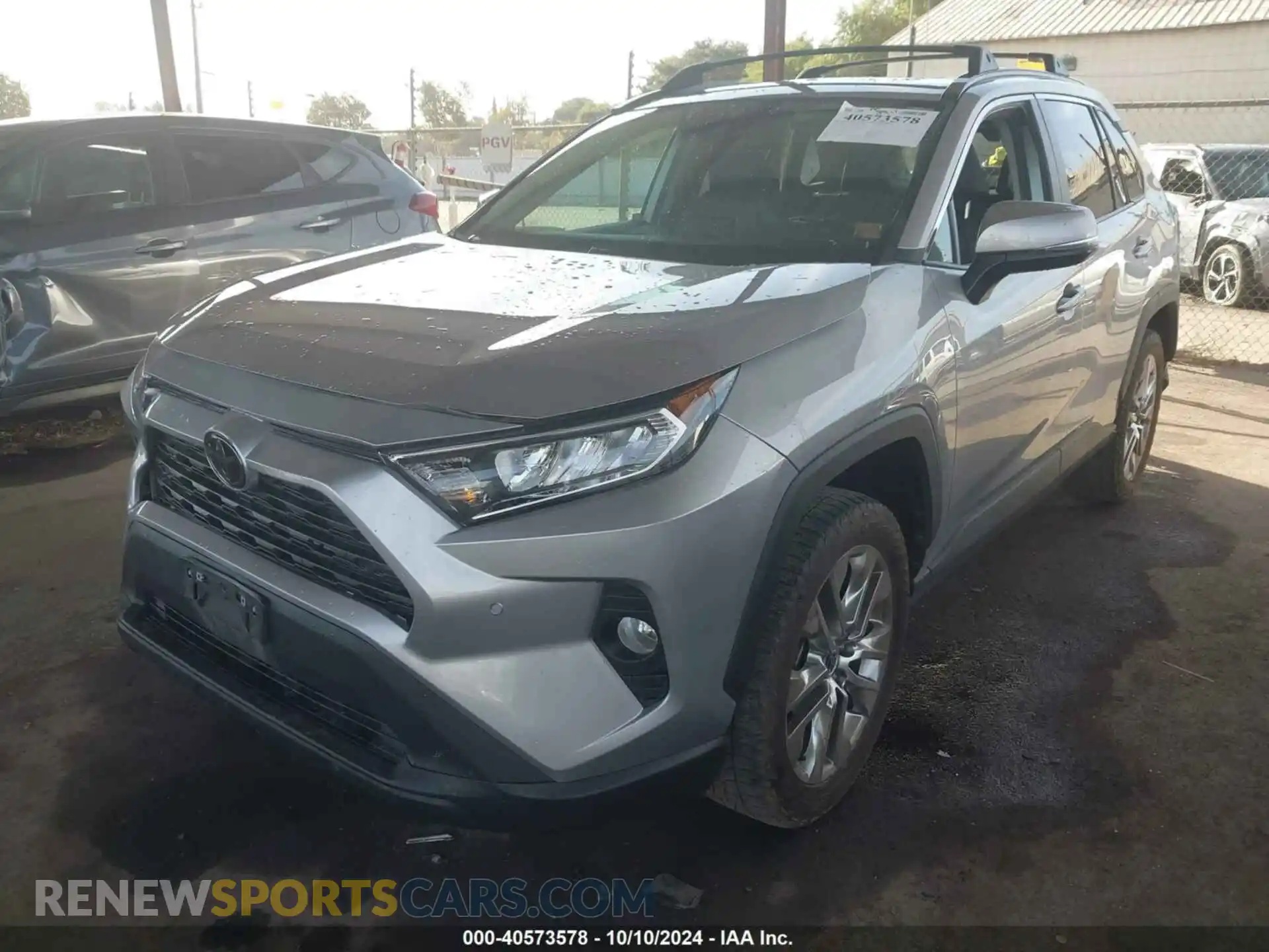 2 Photograph of a damaged car 2T3A1RFV4MC184645 TOYOTA RAV4 2021