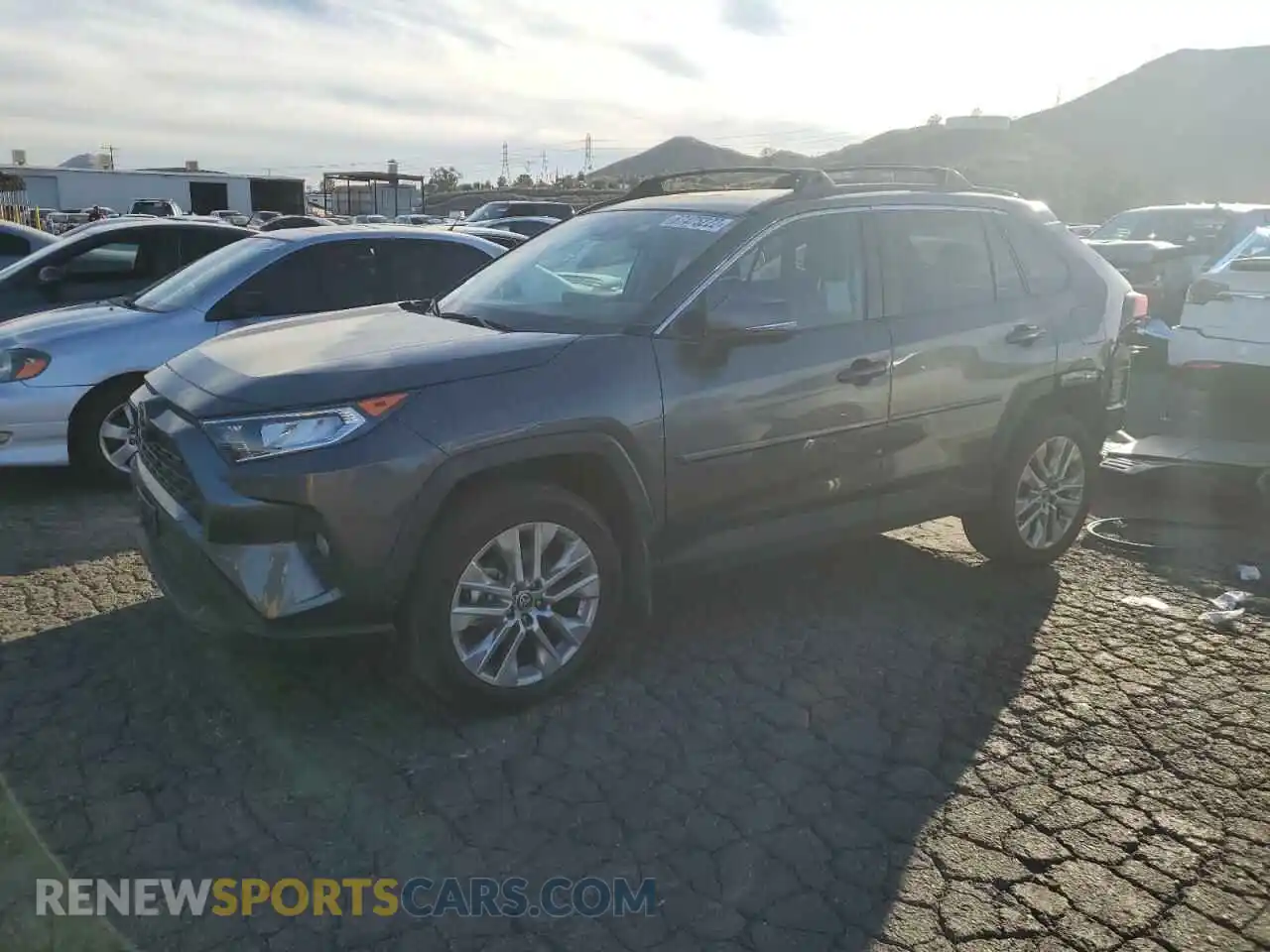 1 Photograph of a damaged car 2T3A1RFV4MC219913 TOYOTA RAV4 2021