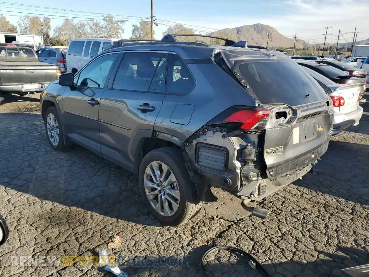 2 Photograph of a damaged car 2T3A1RFV4MC219913 TOYOTA RAV4 2021