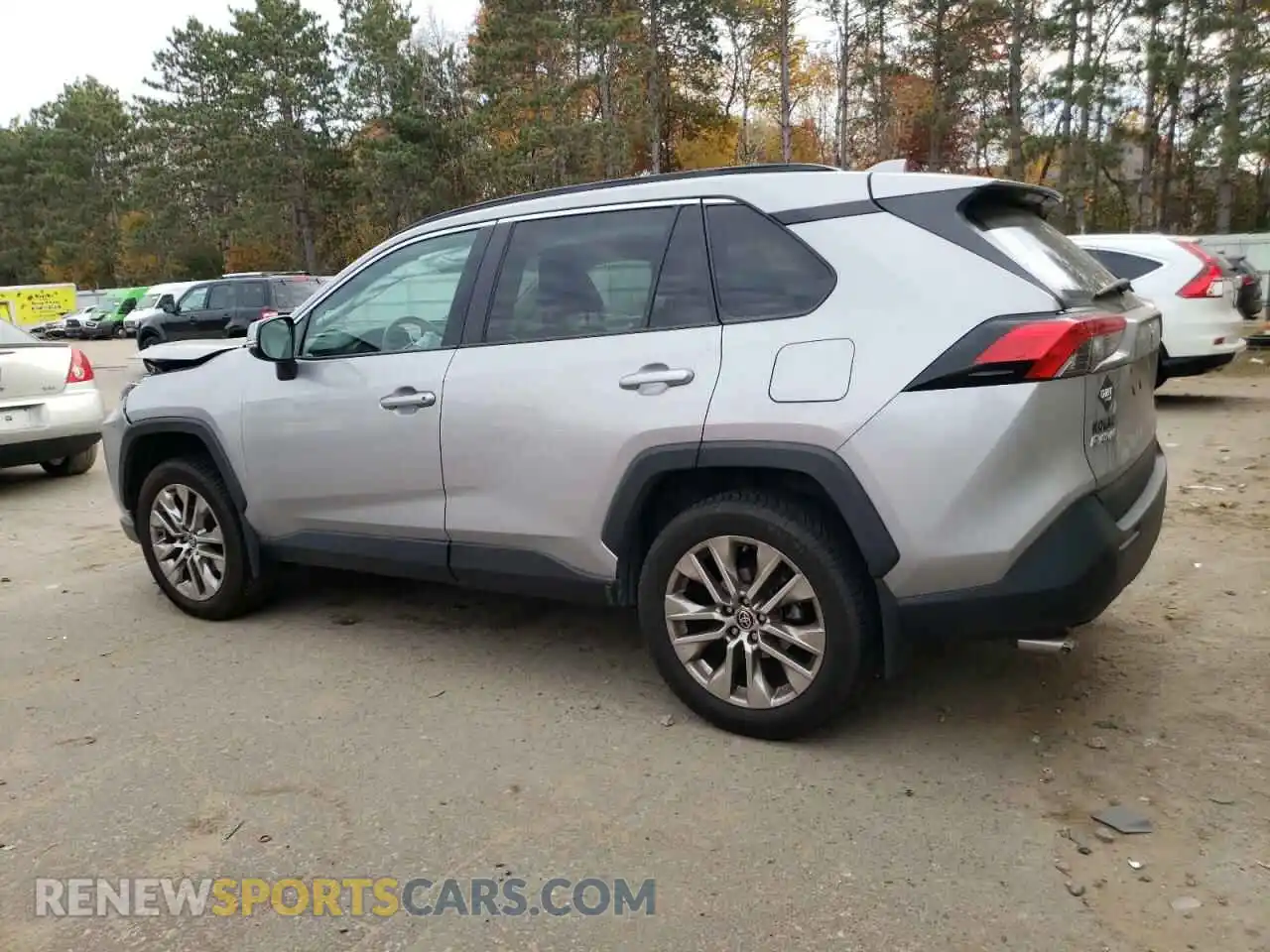 2 Photograph of a damaged car 2T3A1RFV4MC239689 TOYOTA RAV4 2021