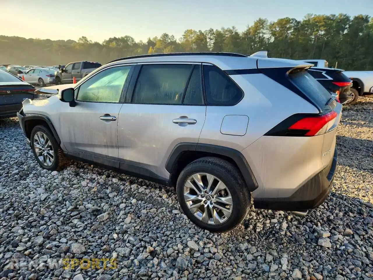2 Фотография поврежденного автомобиля 2T3A1RFV4MC251048 TOYOTA RAV4 2021