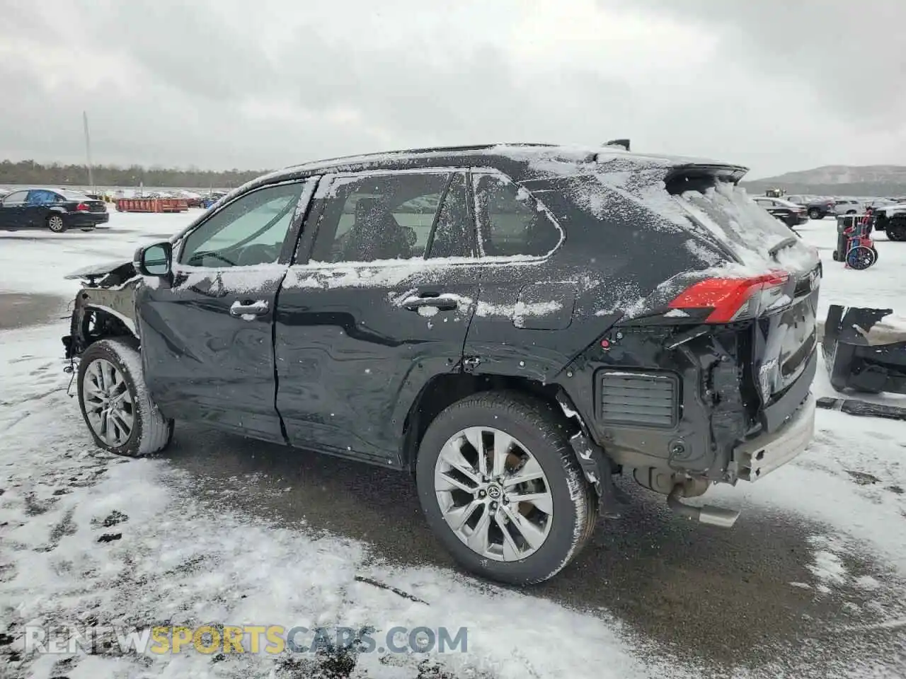 2 Photograph of a damaged car 2T3A1RFV4MW169075 TOYOTA RAV4 2021