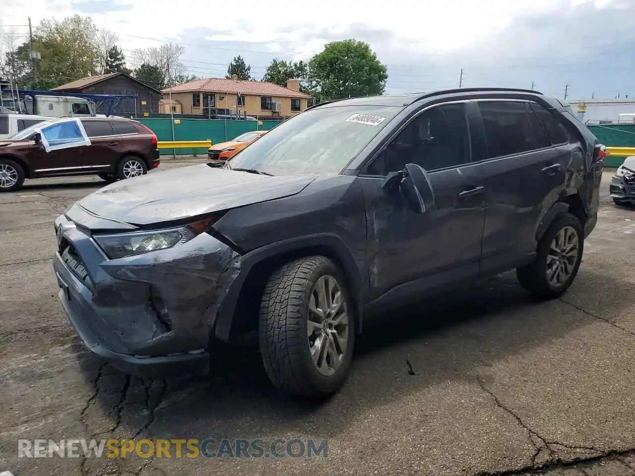 1 Photograph of a damaged car 2T3A1RFV5MC153582 TOYOTA RAV4 2021