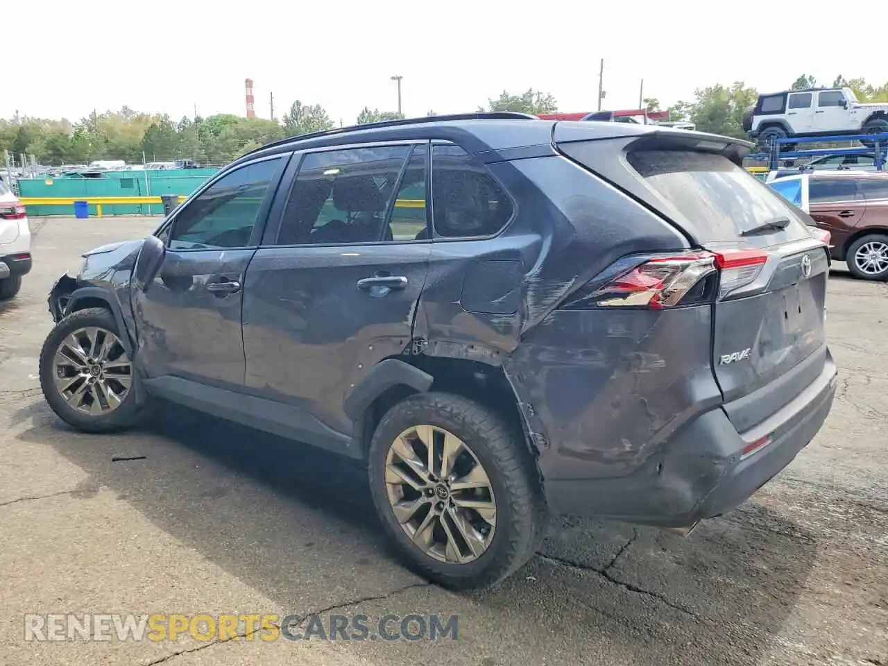 2 Photograph of a damaged car 2T3A1RFV5MC153582 TOYOTA RAV4 2021