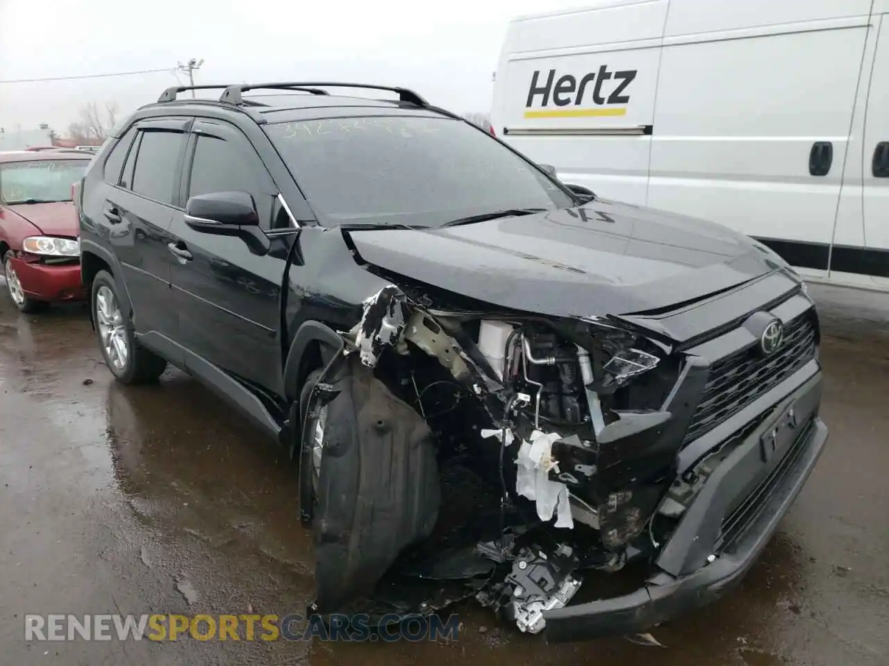 1 Photograph of a damaged car 2T3A1RFV5MC210668 TOYOTA RAV4 2021