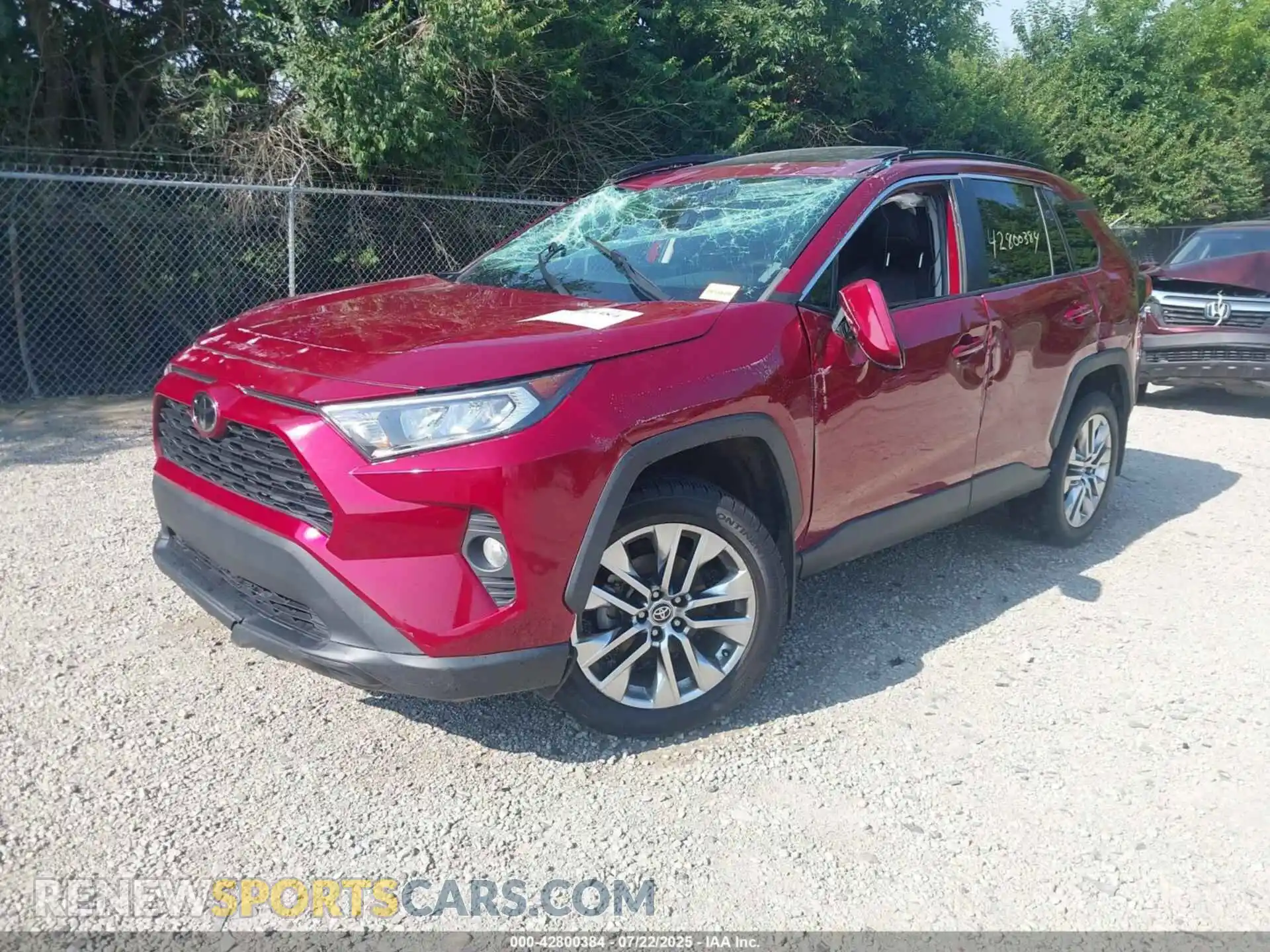 2 Photograph of a damaged car 2T3A1RFV5MW213195 TOYOTA RAV4 2021