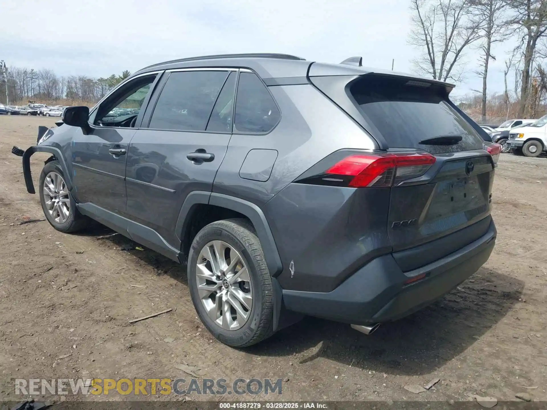 3 Photograph of a damaged car 2T3A1RFV5MW229235 TOYOTA RAV4 2021
