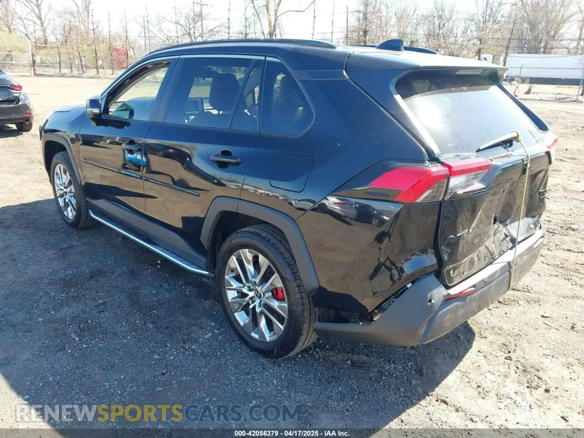 3 Photograph of a damaged car 2T3A1RFV6MC236809 TOYOTA RAV4 2021