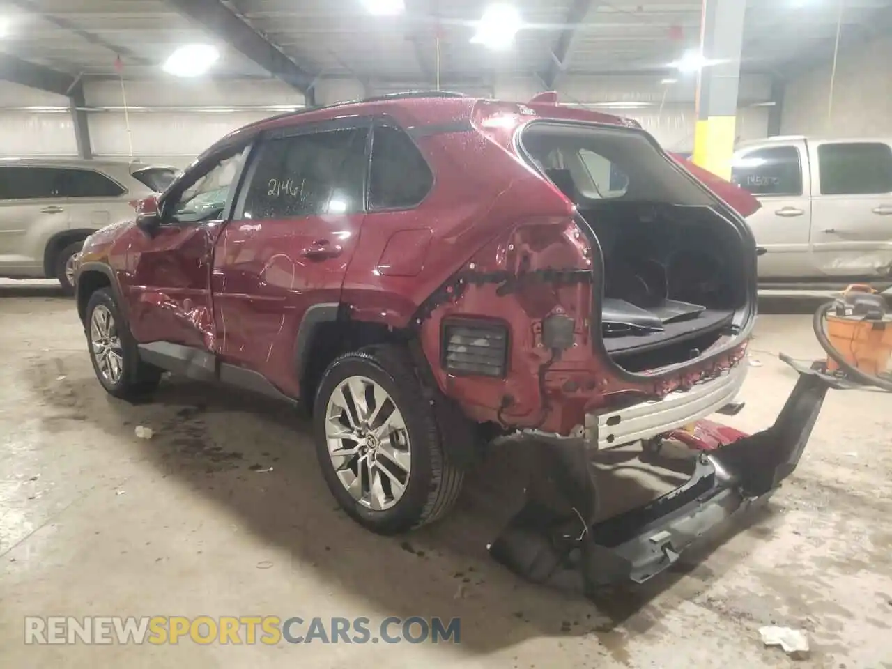 3 Photograph of a damaged car 2T3A1RFV6MW181745 TOYOTA RAV4 2021