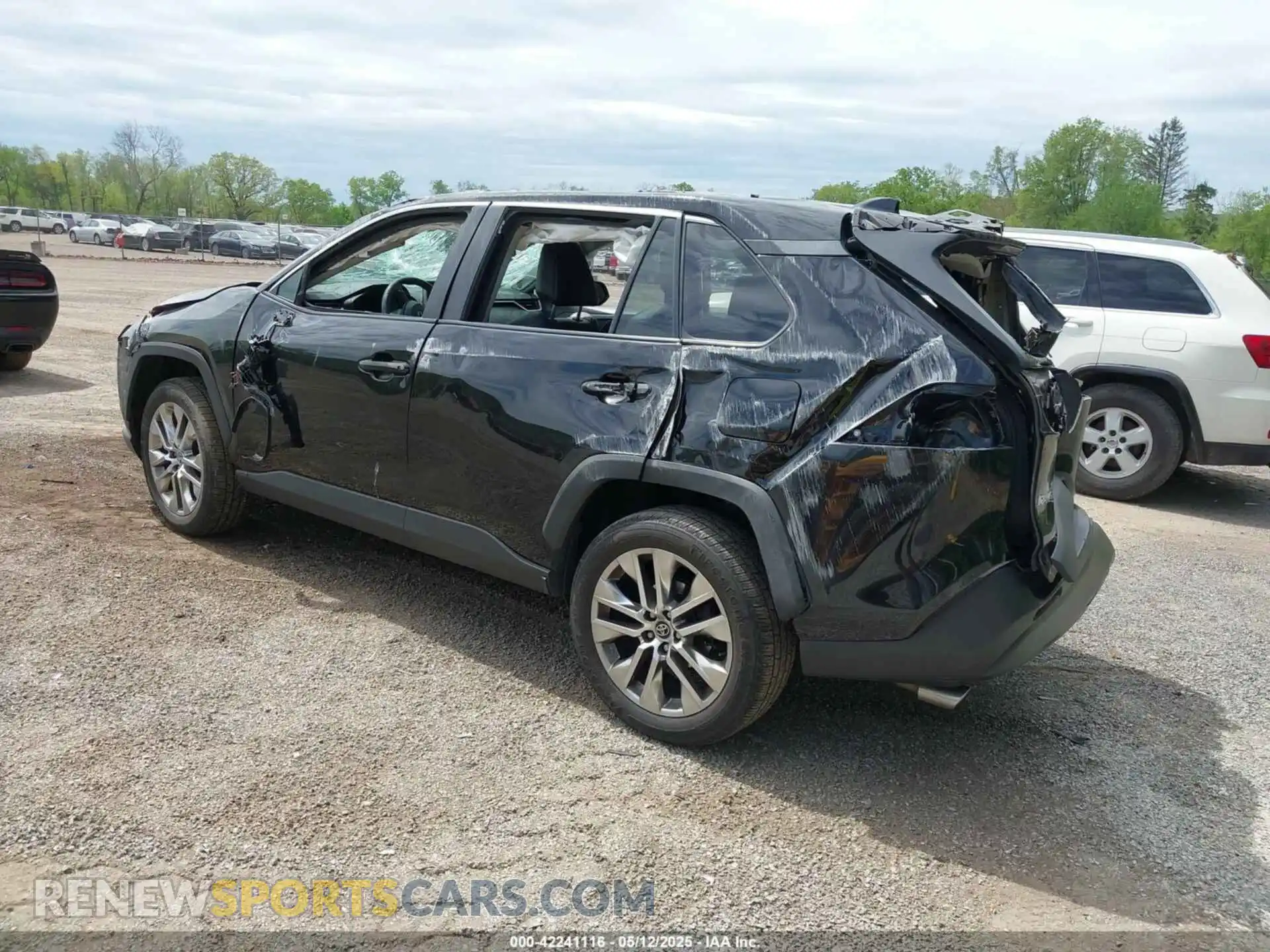 3 Photograph of a damaged car 2T3A1RFV7MC145340 TOYOTA RAV4 2021