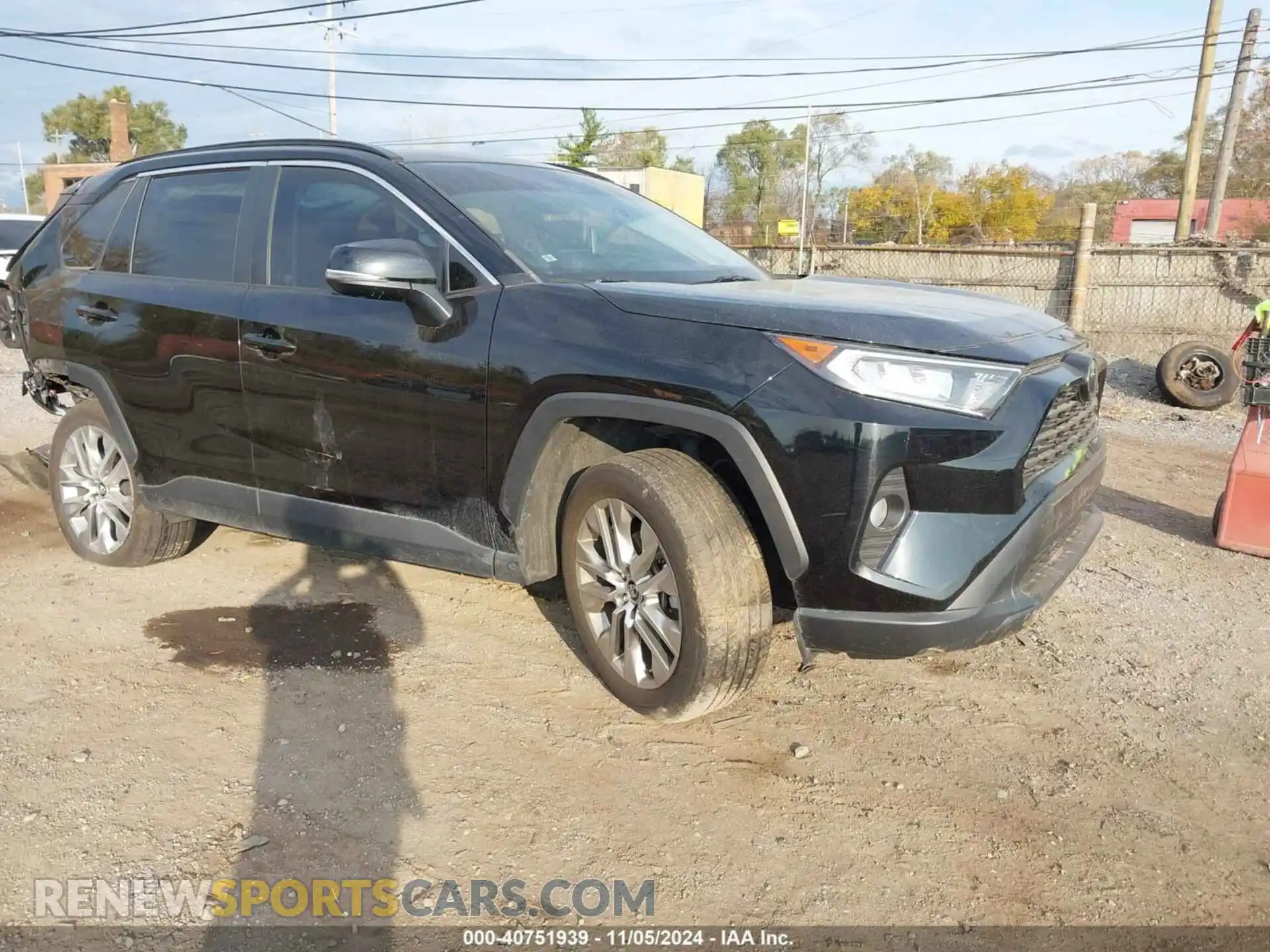 1 Photograph of a damaged car 2T3A1RFV7MC155429 TOYOTA RAV4 2021