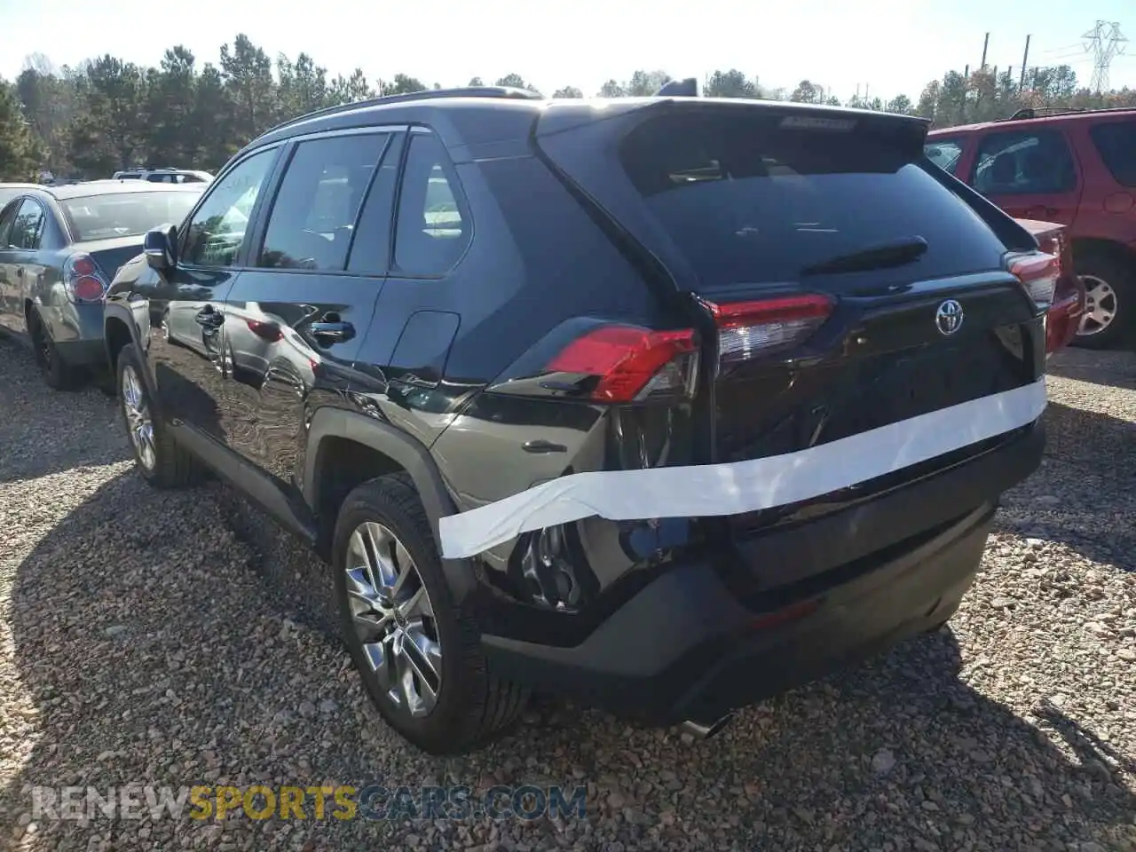 3 Photograph of a damaged car 2T3A1RFV7MC181352 TOYOTA RAV4 2021