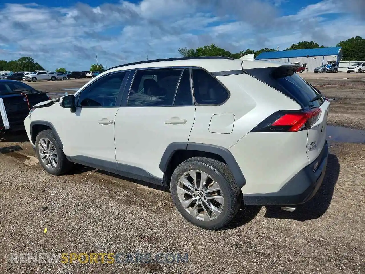 2 Фотография поврежденного автомобиля 2T3A1RFV7MW181740 TOYOTA RAV4 2021