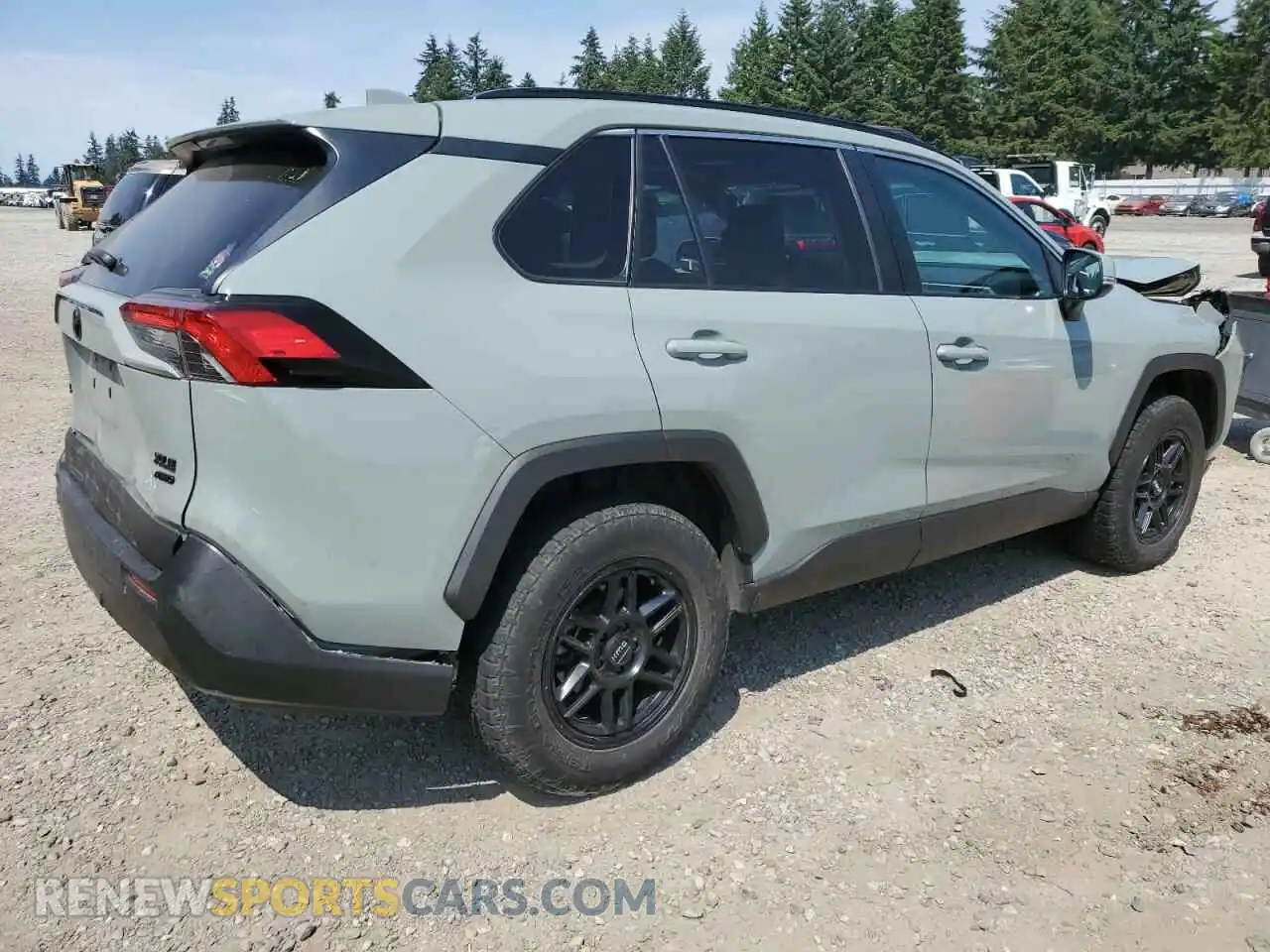 3 Photograph of a damaged car 2T3A1RFV8MW169418 TOYOTA RAV4 2021