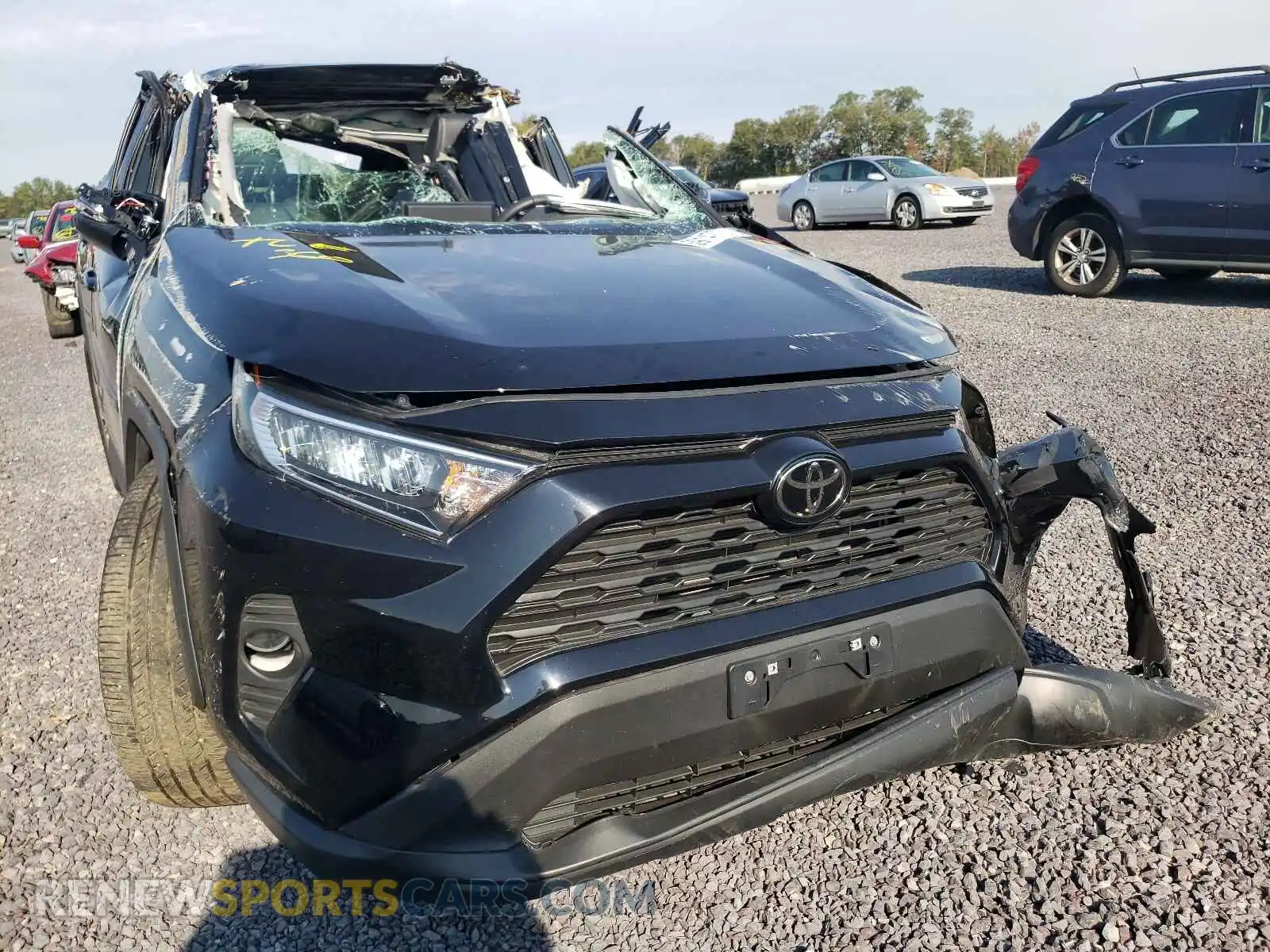 1 Photograph of a damaged car 2T3A1RFV9MC188822 TOYOTA RAV4 2021