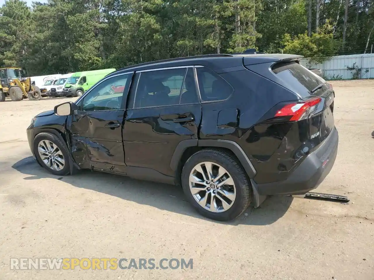 2 Photograph of a damaged car 2T3A1RFV9MW140624 TOYOTA RAV4 2021