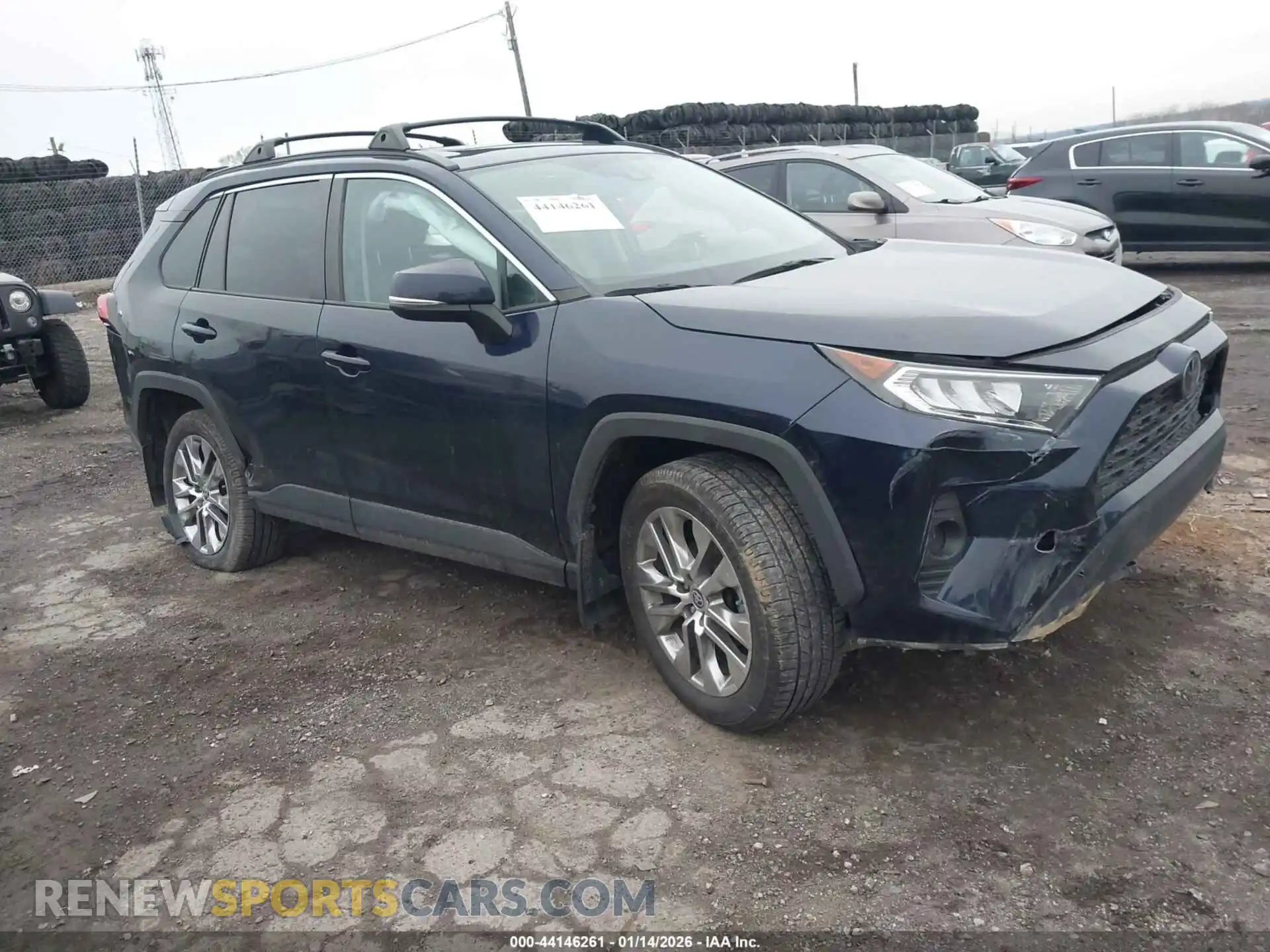 1 Photograph of a damaged car 2T3A1RFV9MW195834 TOYOTA RAV4 2021