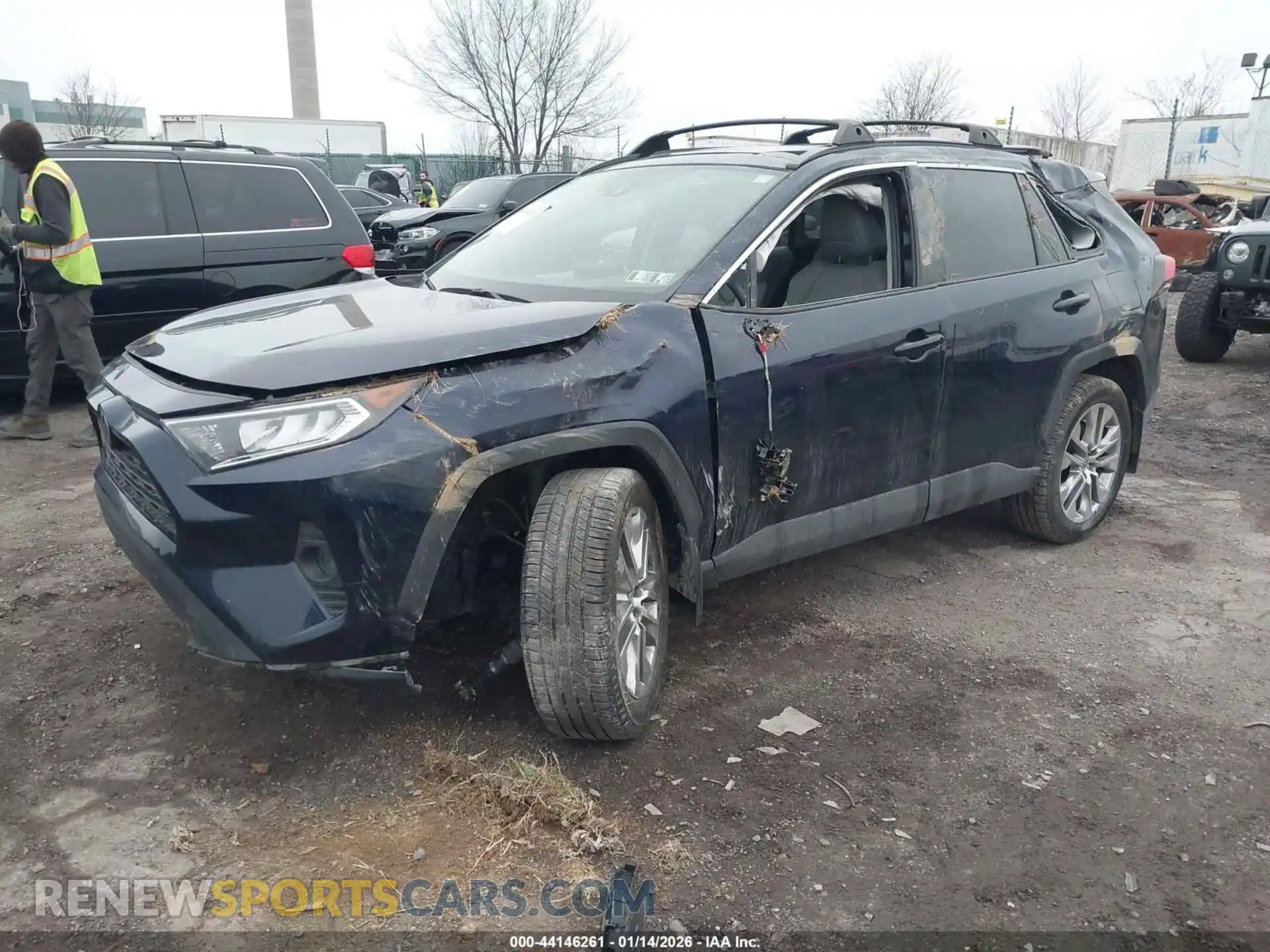 2 Photograph of a damaged car 2T3A1RFV9MW195834 TOYOTA RAV4 2021