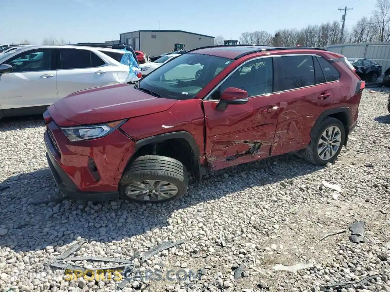 1 Photograph of a damaged car 2T3A1RFV9MW204600 TOYOTA RAV4 2021