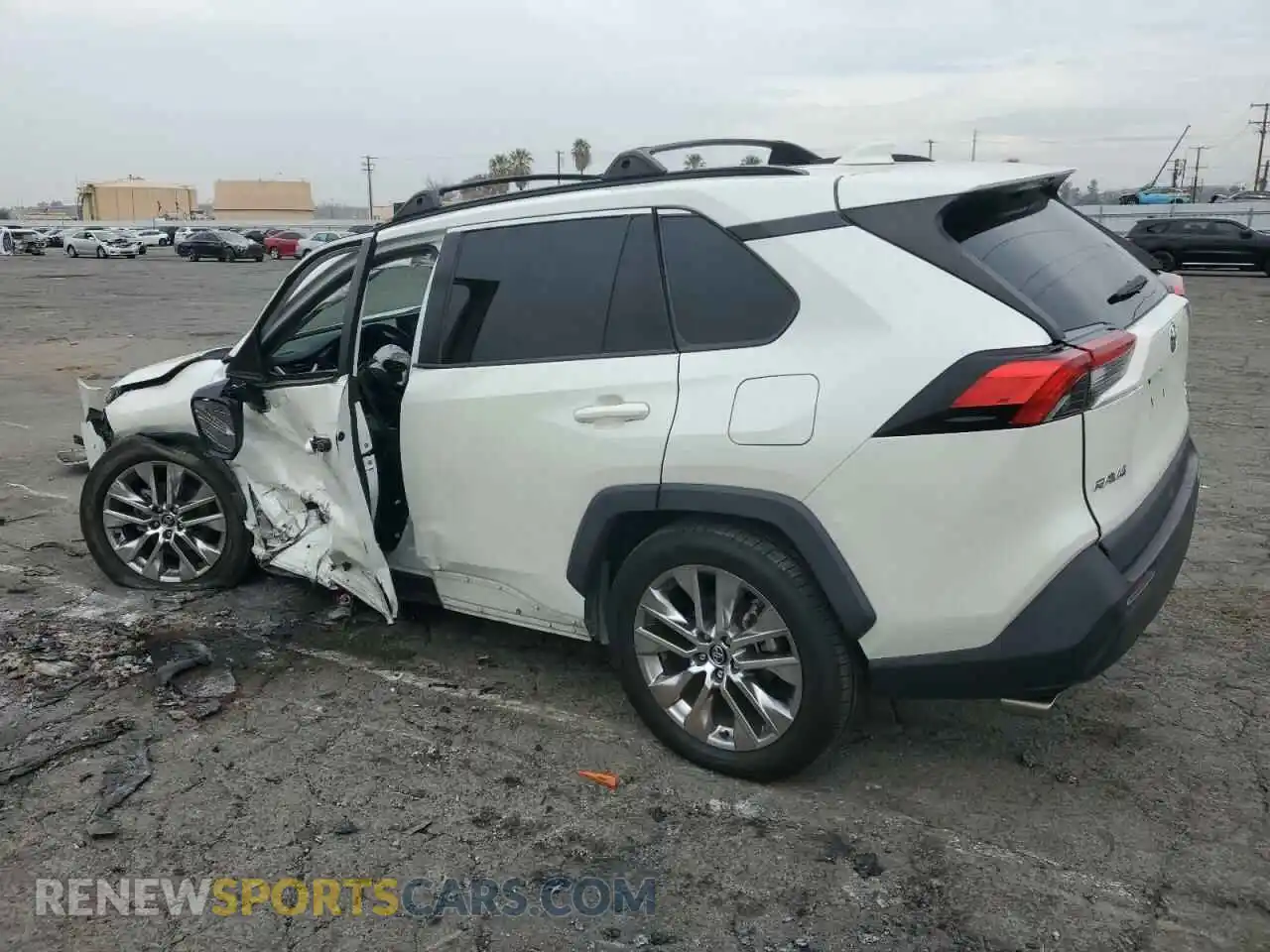 2 Photograph of a damaged car 2T3A1RFVXMW141359 TOYOTA RAV4 2021