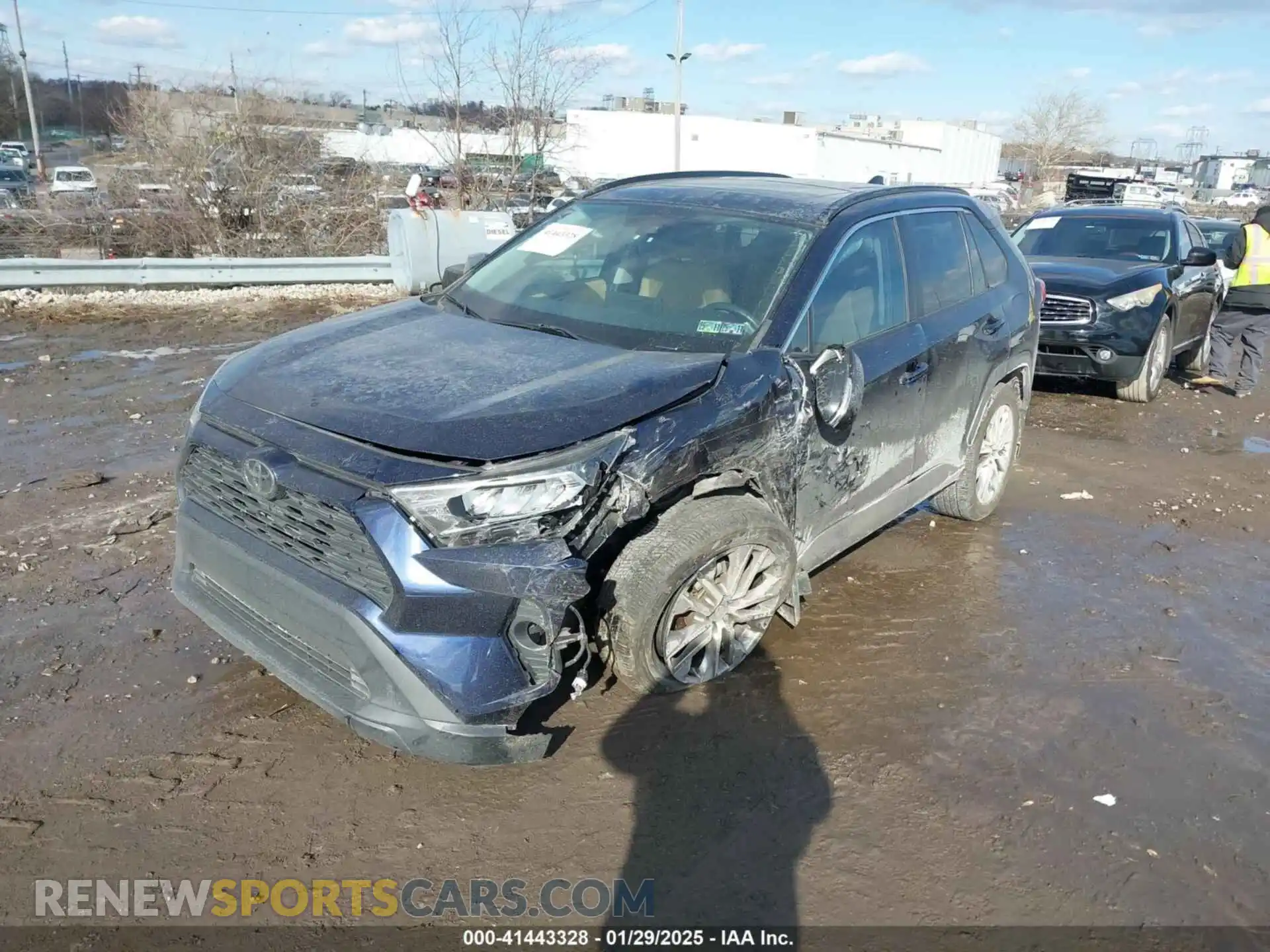 2 Photograph of a damaged car 2T3A1RFVXMW170960 TOYOTA RAV4 2021