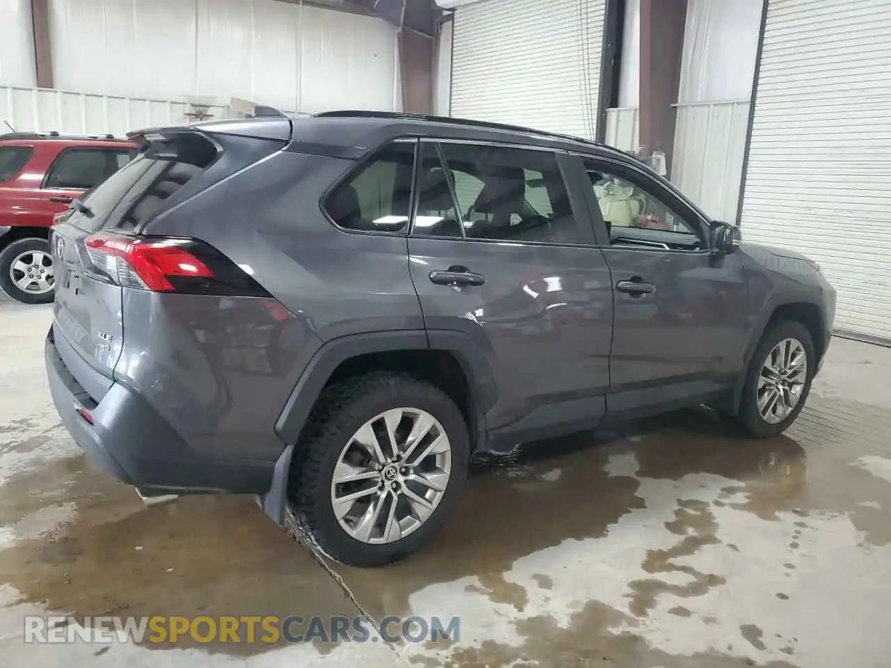3 Photograph of a damaged car 2T3A1RFVXMW227237 TOYOTA RAV4 2021