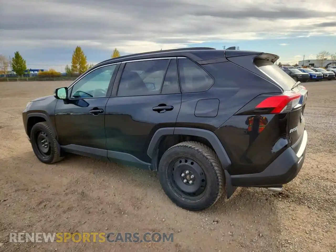 2 fotografías del automóvil dañado 2T3B1RFV5MC232139 TOYOTA RAV4 2021