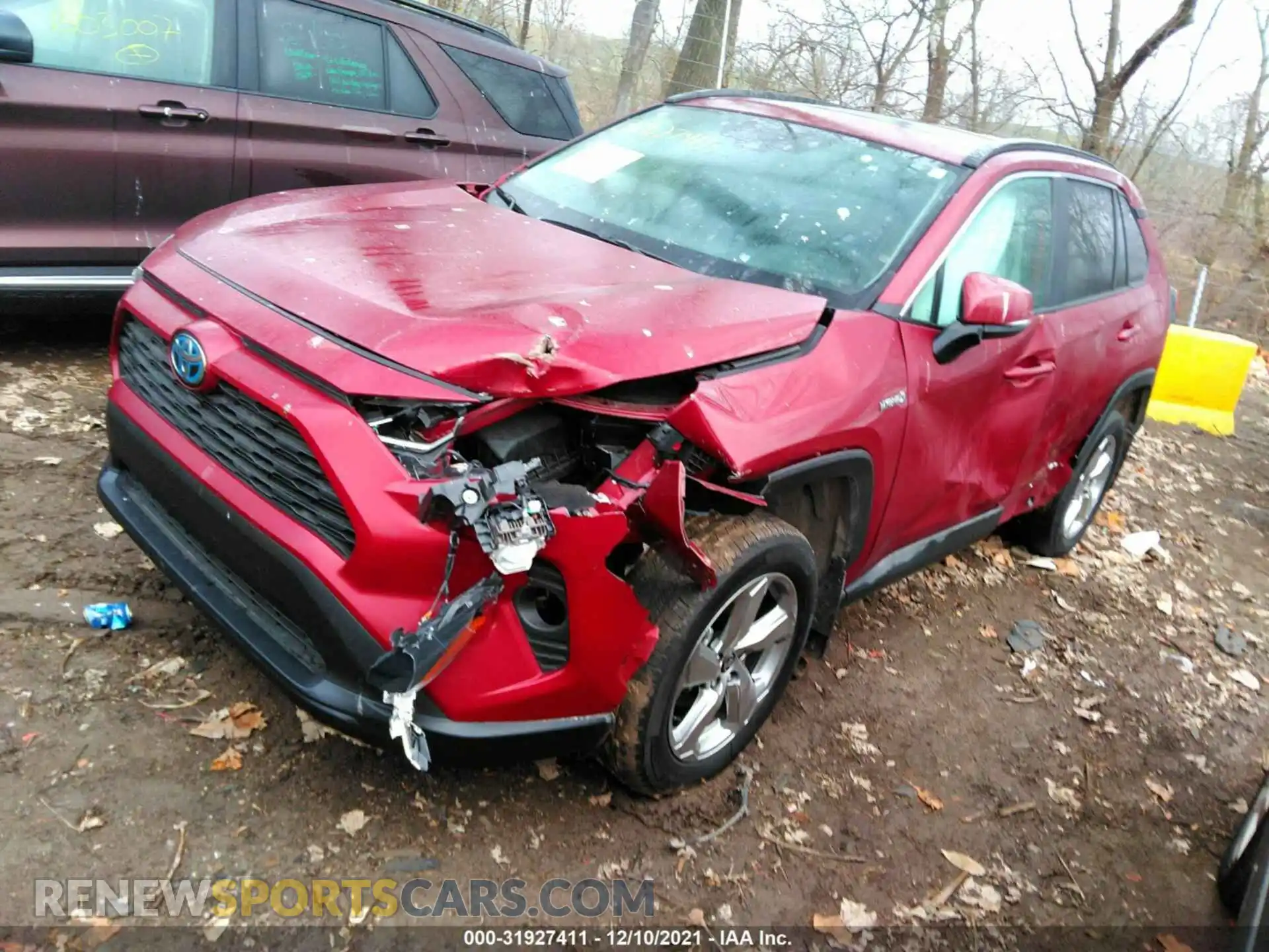 2 Photograph of a damaged car 2T3B6RFV5MW022902 TOYOTA RAV4 2021