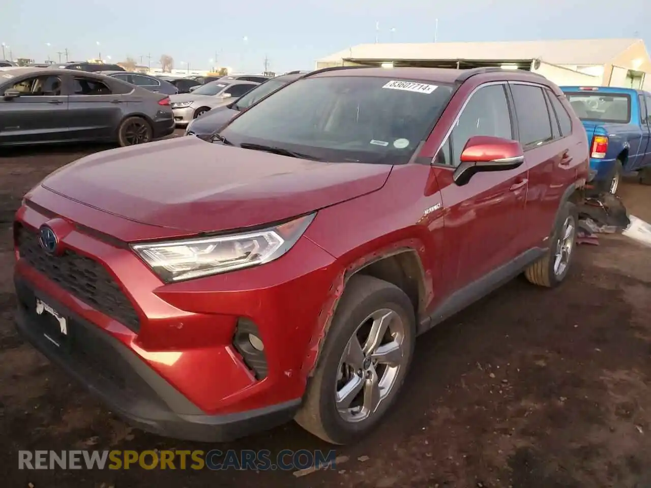 1 Photograph of a damaged car 2T3B6RFV5MW026030 TOYOTA RAV4 2021
