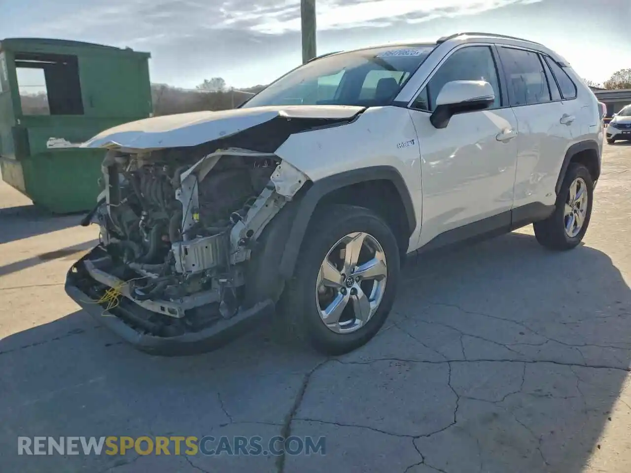 1 Photograph of a damaged car 2T3B6RFV6MW009513 TOYOTA RAV4 2021