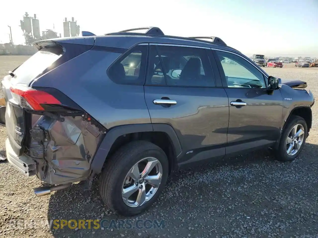3 Photograph of a damaged car 2T3B6RFV9MW018562 TOYOTA RAV4 2021
