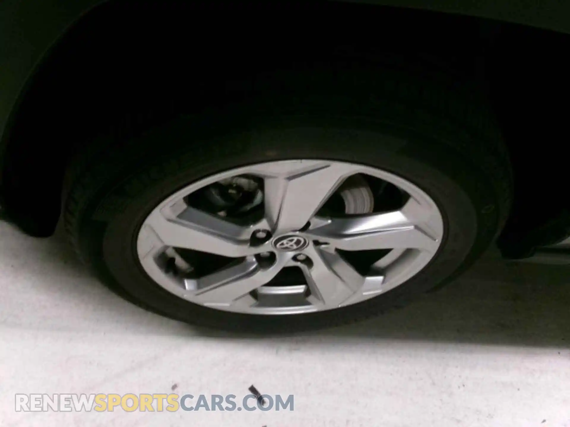 3 Photograph of a damaged car 2T3B6RFV9MW020232 TOYOTA RAV4 2021