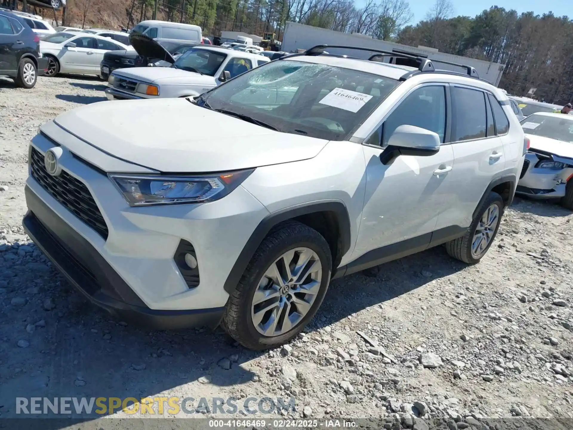 2 Photograph of a damaged car 2T3C1RFV0MW127432 TOYOTA RAV4 2021