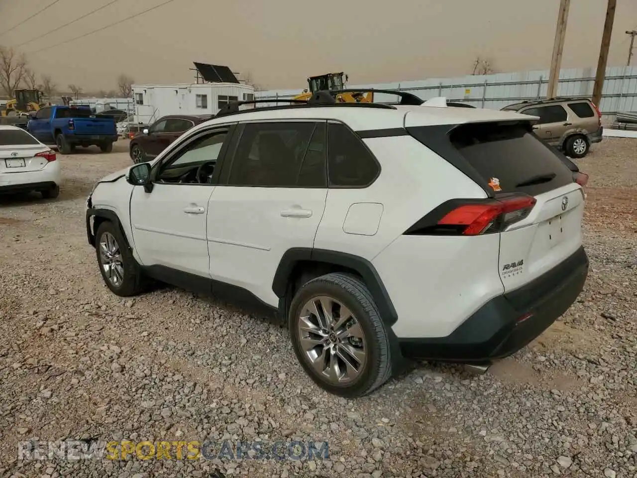 2 Photograph of a damaged car 2T3C1RFV0MW141833 TOYOTA RAV4 2021
