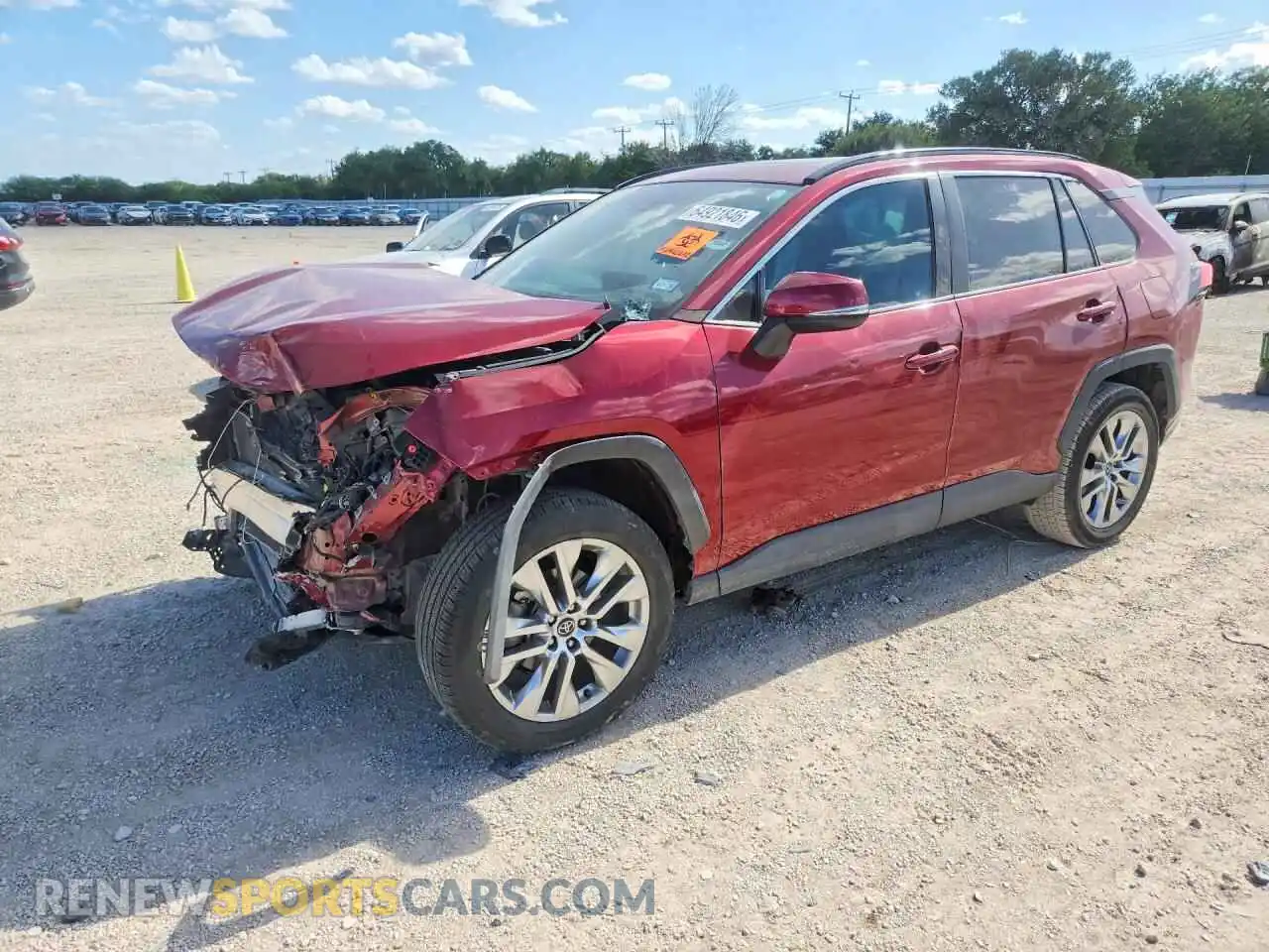 1 Photograph of a damaged car 2T3C1RFV1MW112566 TOYOTA RAV4 2021