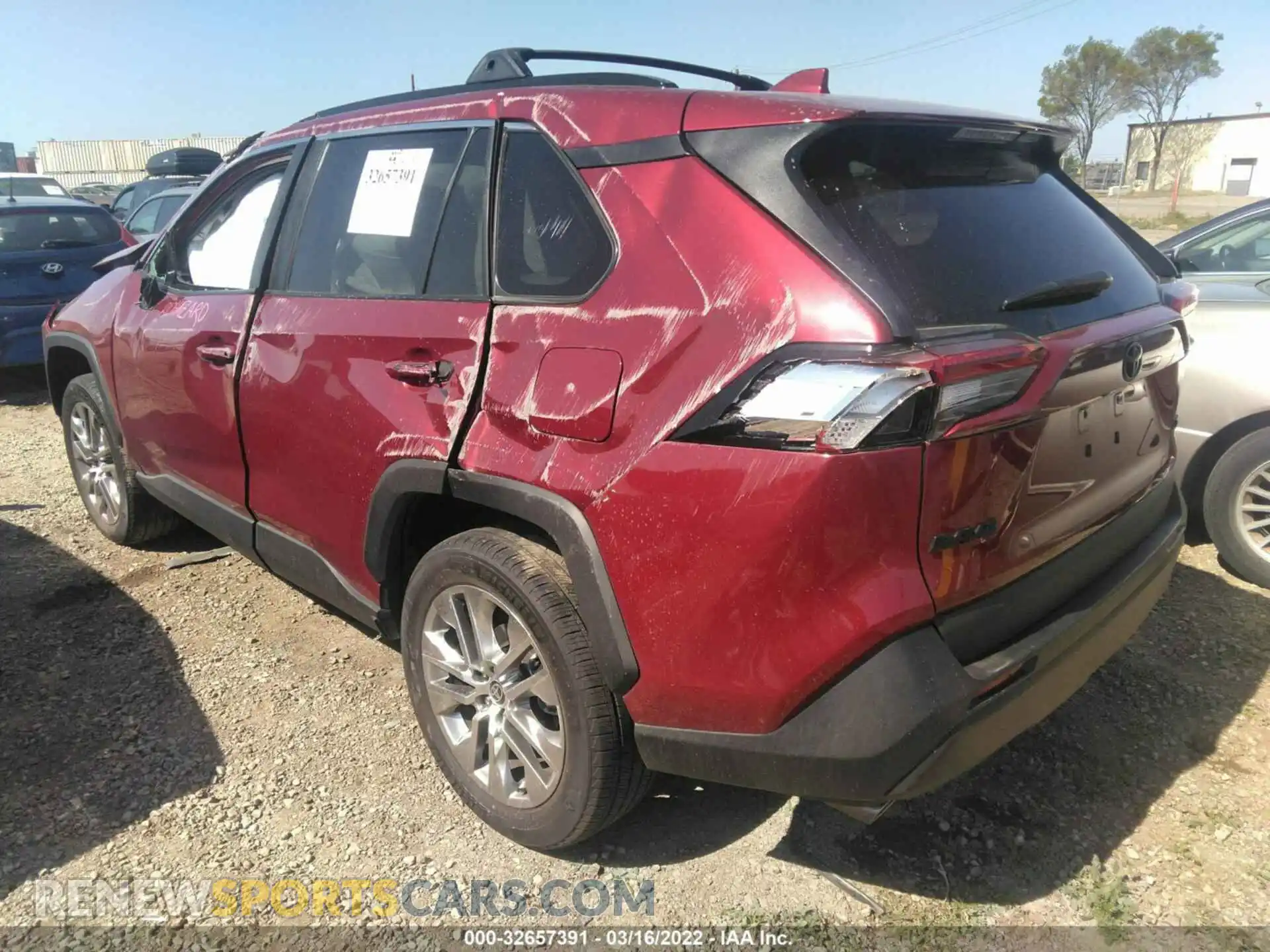3 Photograph of a damaged car 2T3C1RFV1MW132509 TOYOTA RAV4 2021