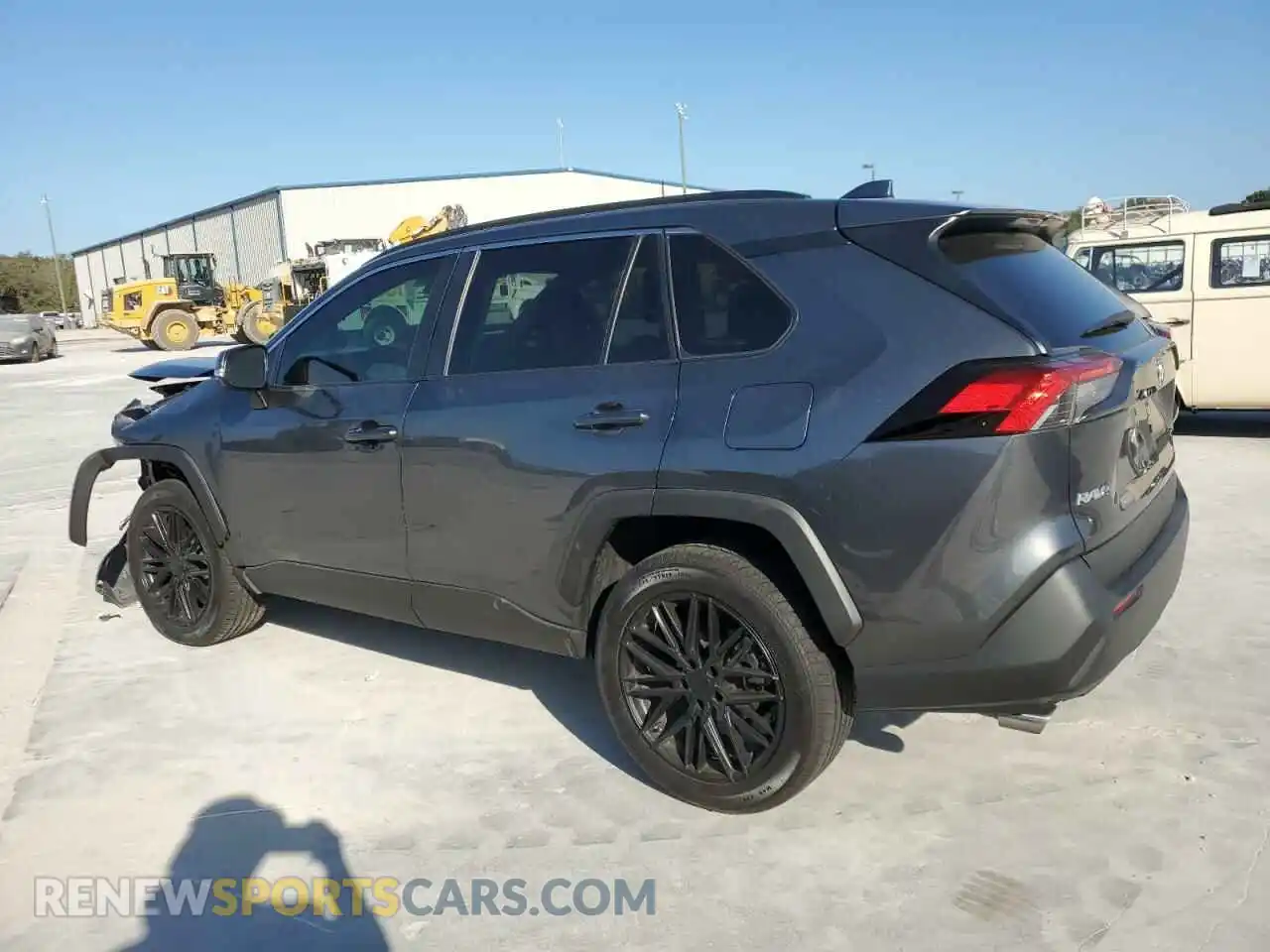 2 fotografías del automóvil dañado 2T3C1RFV2MC094385 TOYOTA RAV4 2021