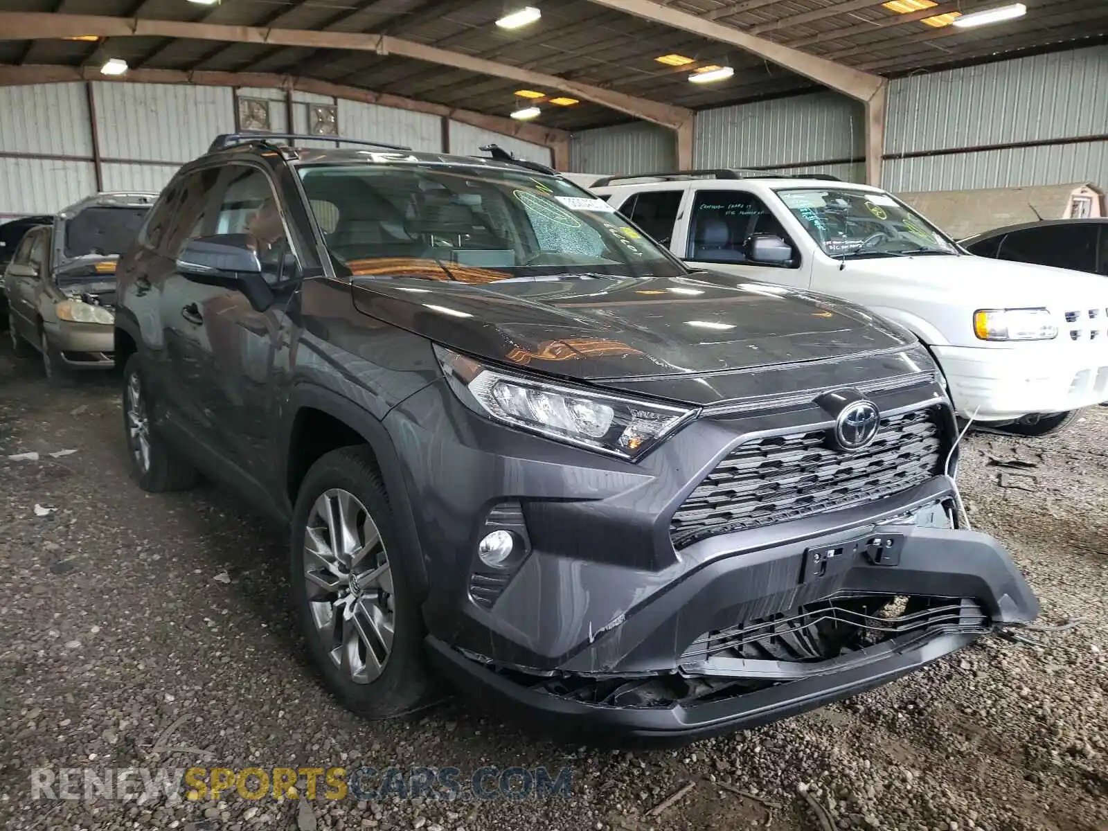 1 Photograph of a damaged car 2T3C1RFV2MC103733 TOYOTA RAV4 2021