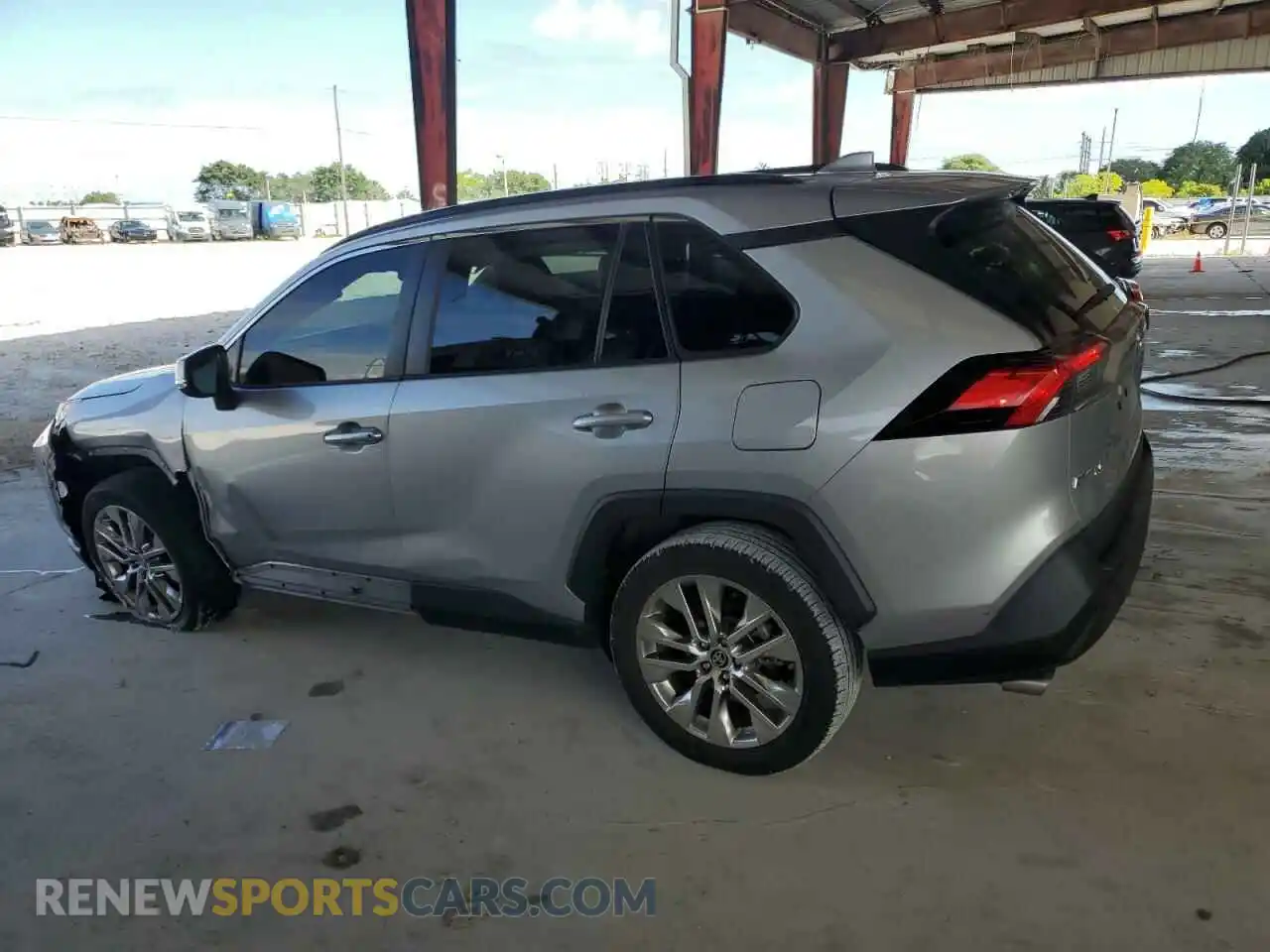 2 Photograph of a damaged car 2T3C1RFV2MC115915 TOYOTA RAV4 2021