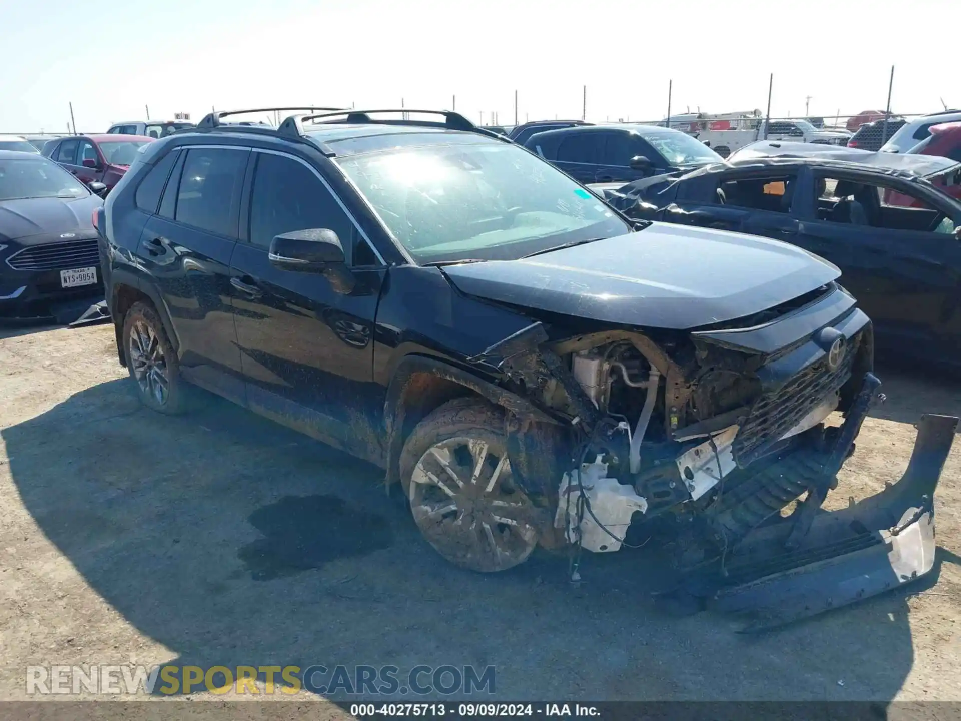1 Photograph of a damaged car 2T3C1RFV2MC134691 TOYOTA RAV4 2021