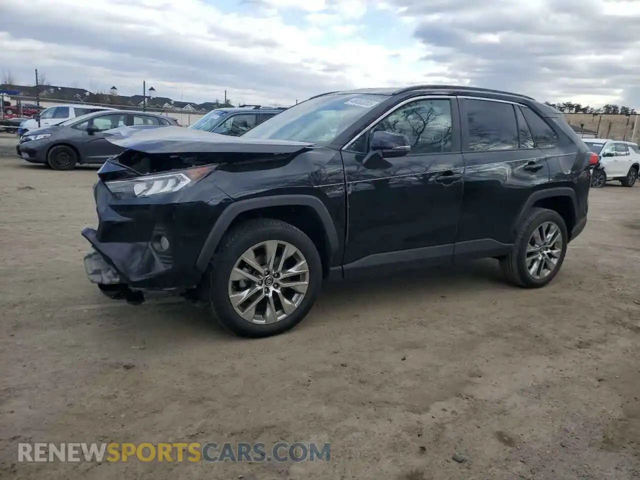 1 Photograph of a damaged car 2T3C1RFV2MW115671 TOYOTA RAV4 2021