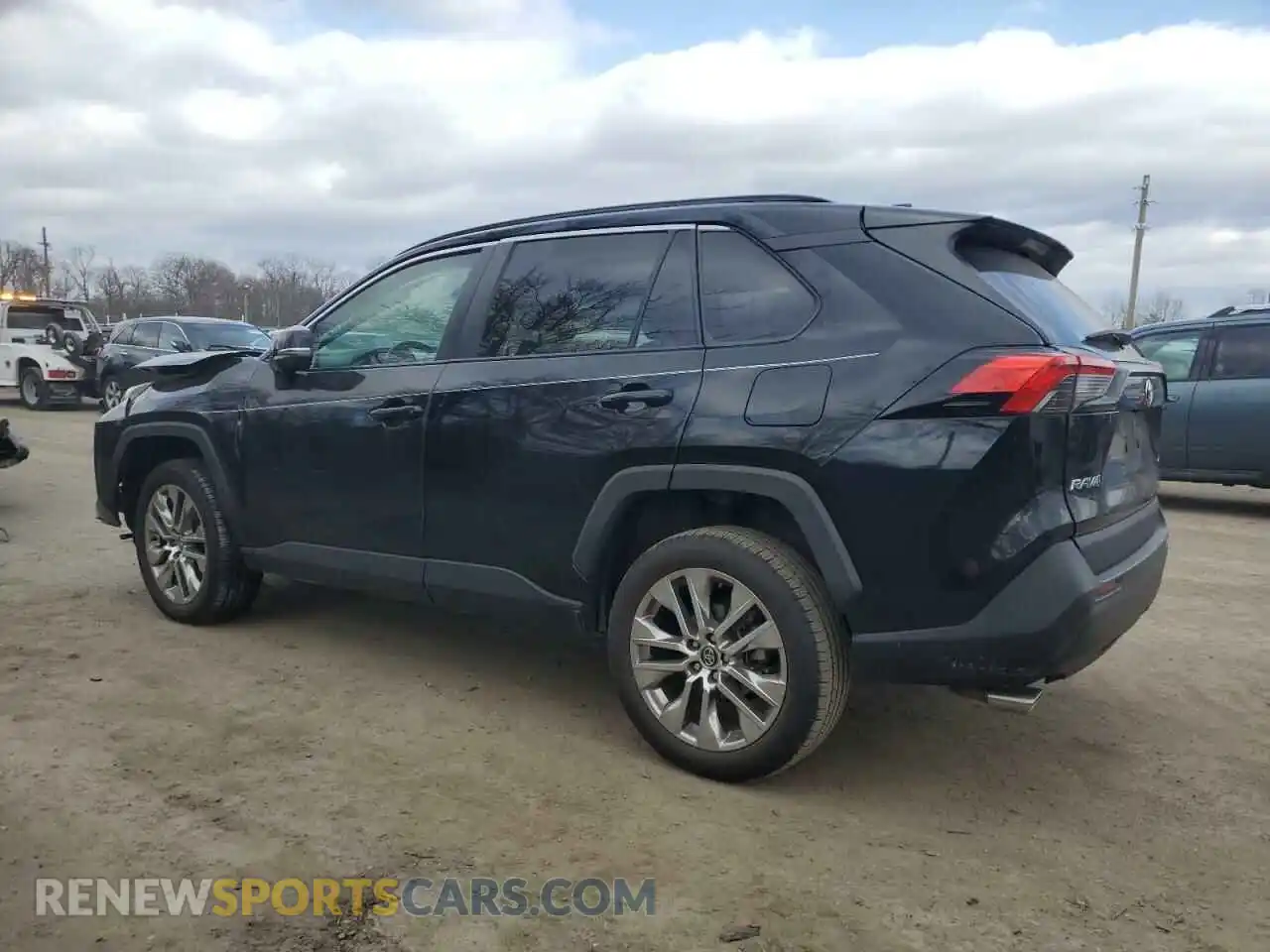 2 Photograph of a damaged car 2T3C1RFV2MW115671 TOYOTA RAV4 2021