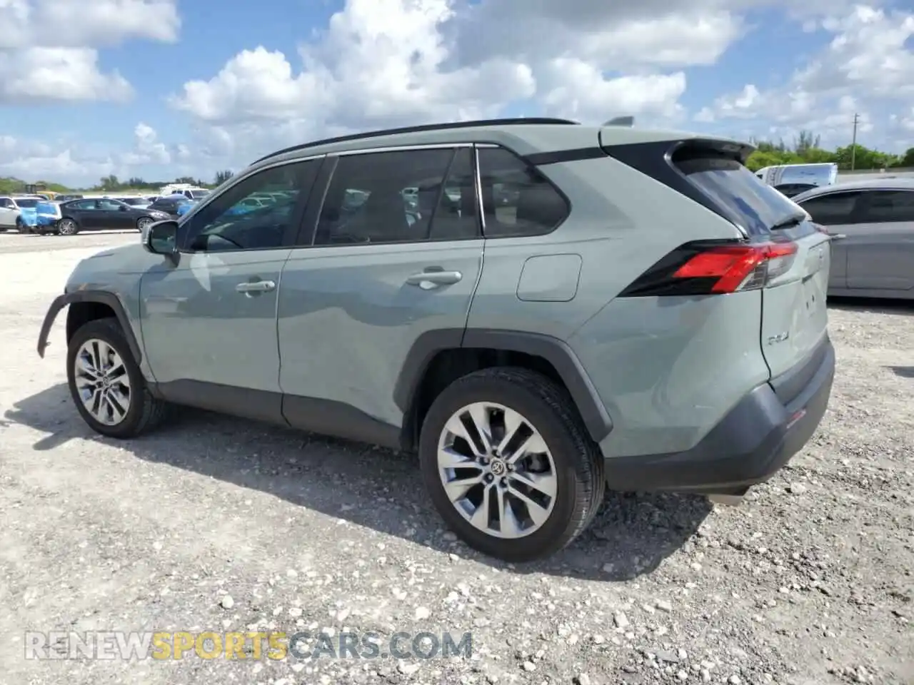 2 fotografías del automóvil dañado 2T3C1RFV2MW132387 TOYOTA RAV4 2021