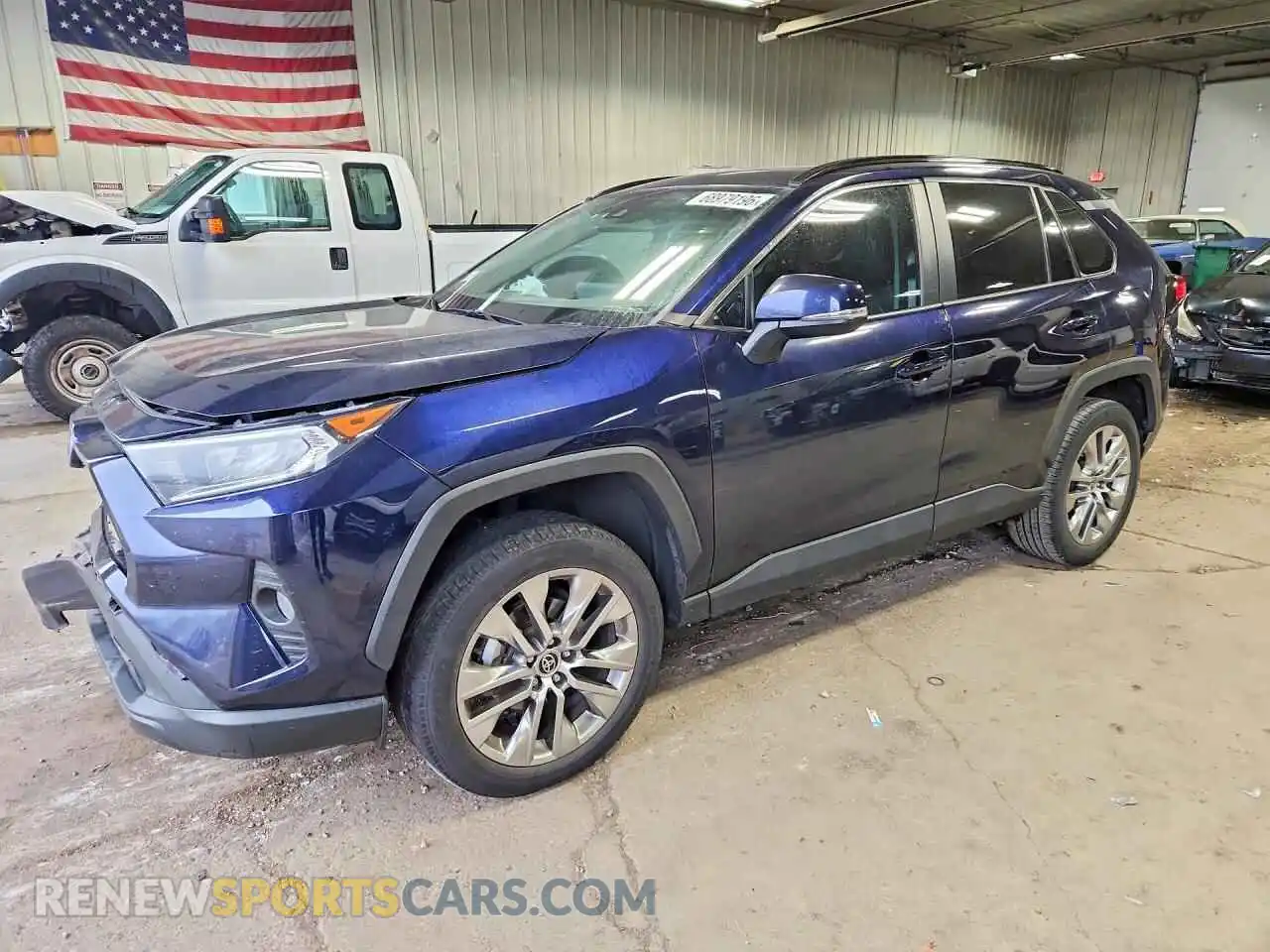 1 Photograph of a damaged car 2T3C1RFV2MW142255 TOYOTA RAV4 2021