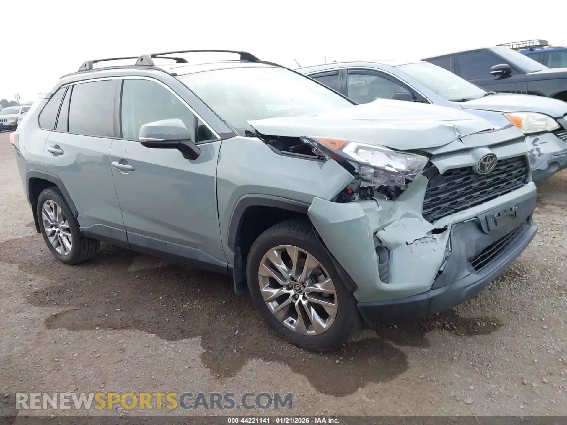 1 Photograph of a damaged car 2T3C1RFV2MW144152 TOYOTA RAV4 2021
